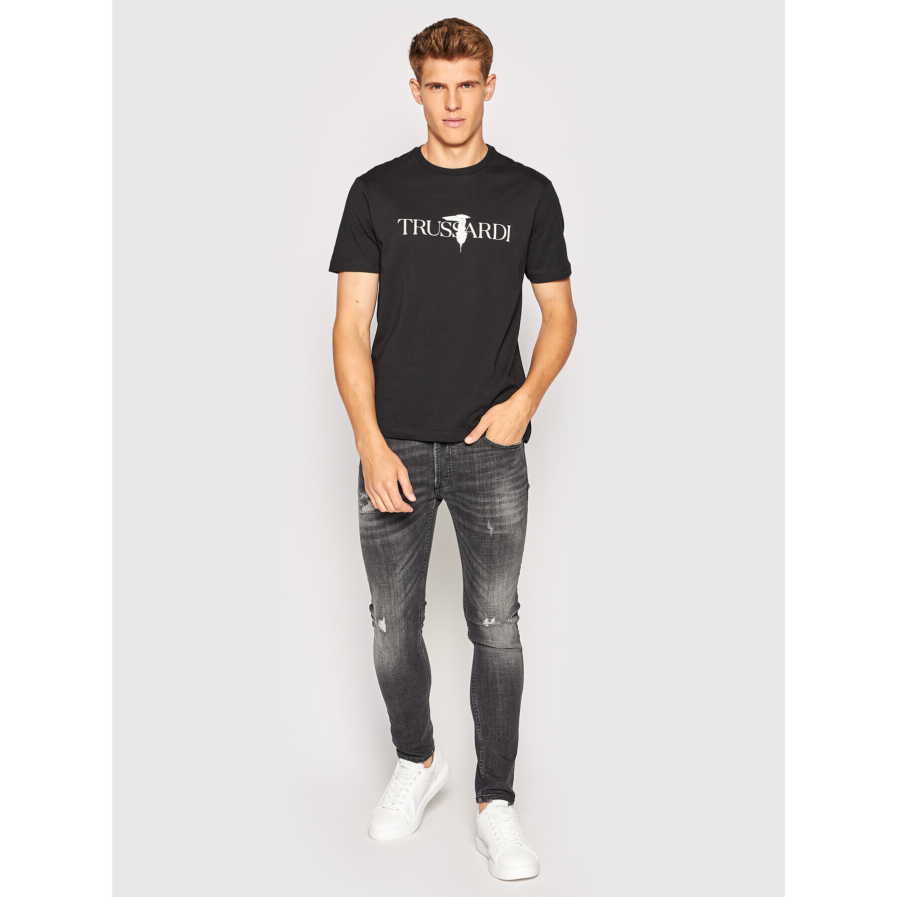 Trussardi Тишърт Logo Print 52T00631 Черен Regular Fit - Pepit.bg