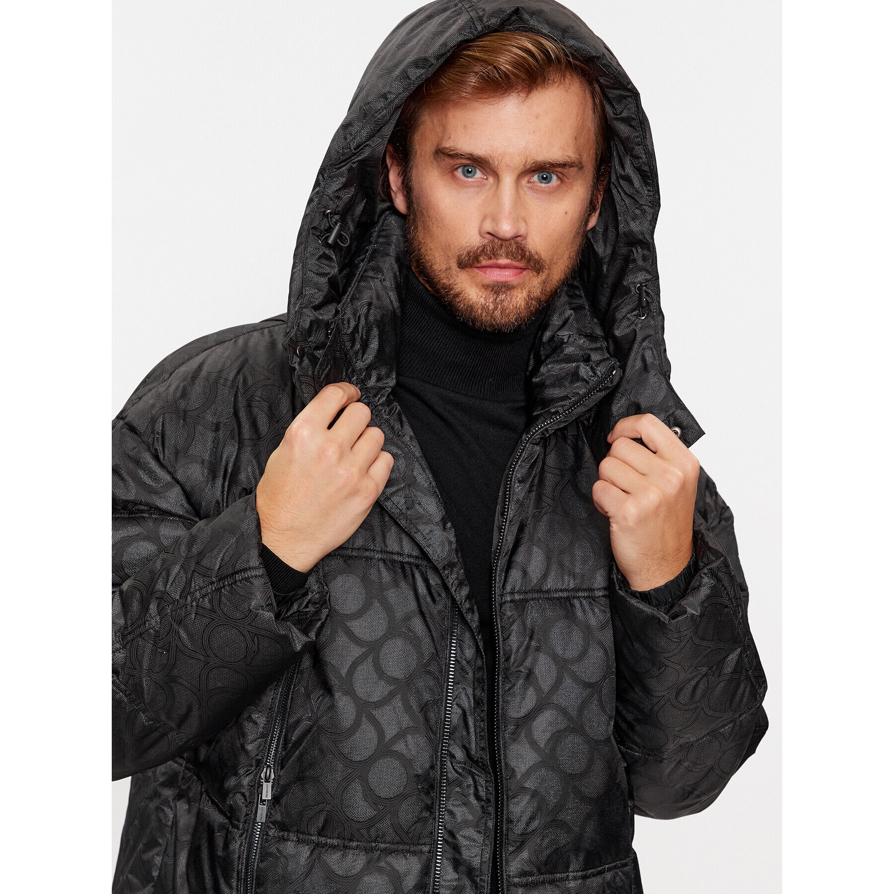 Trussardi Зимно яке 52S00945 Черен Regular Fit - Pepit.bg
