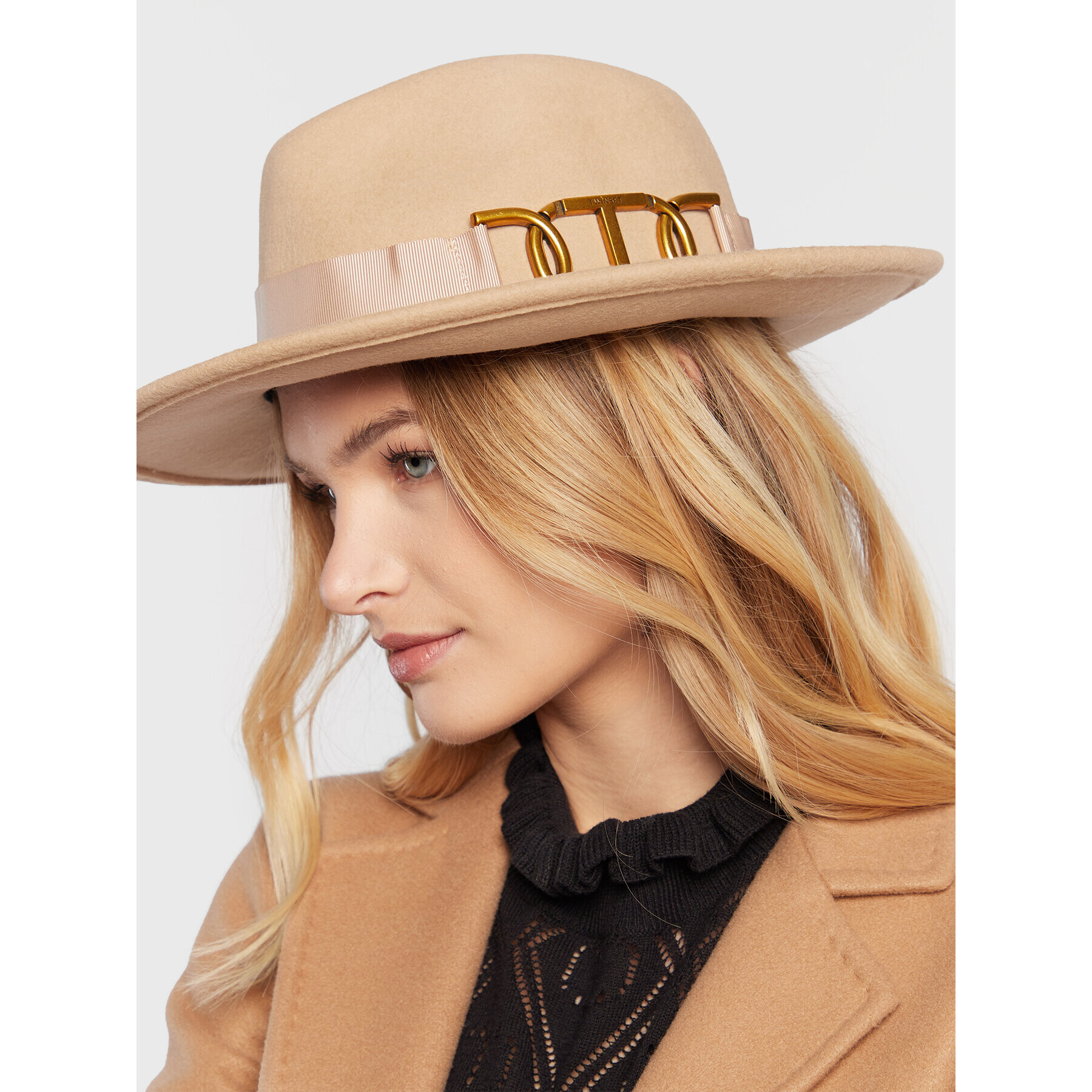 TWINSET Капела 222TO5053 Бежов - Pepit.bg