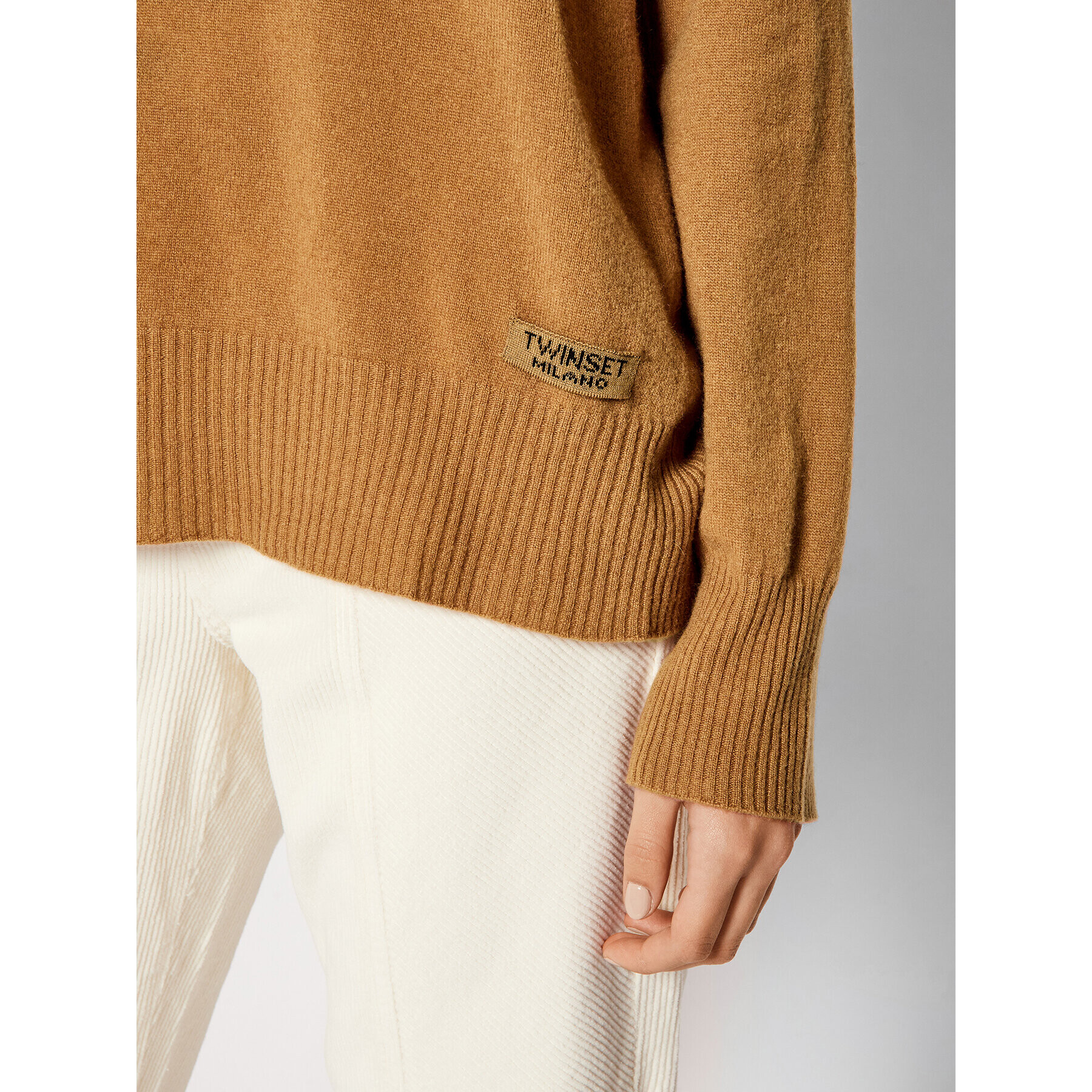 TWINSET Пуловер 212TT3121 Кафяв Loose Fit - Pepit.bg