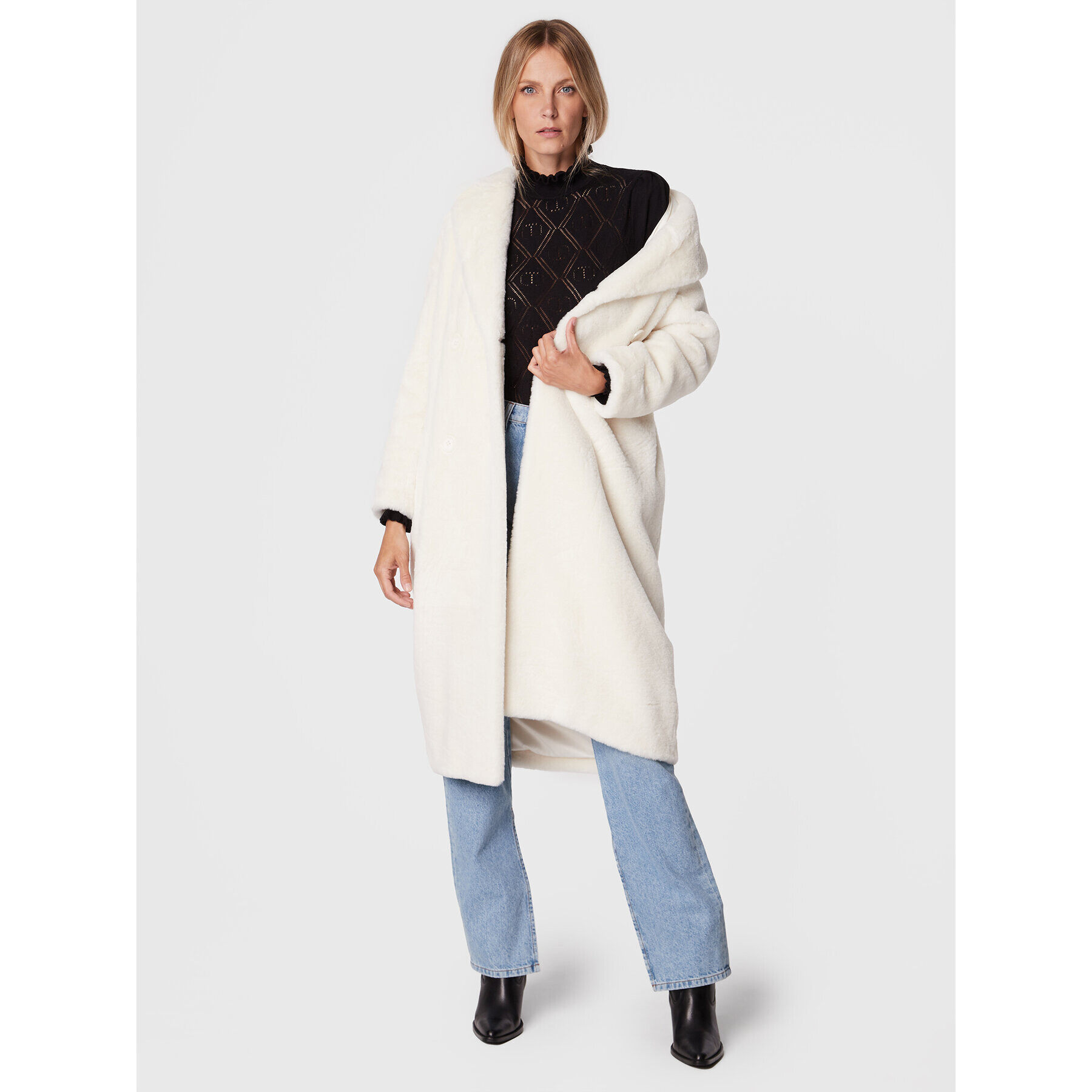 TWINSET Пуловер 222TP3101 Черен Regular Fit - Pepit.bg
