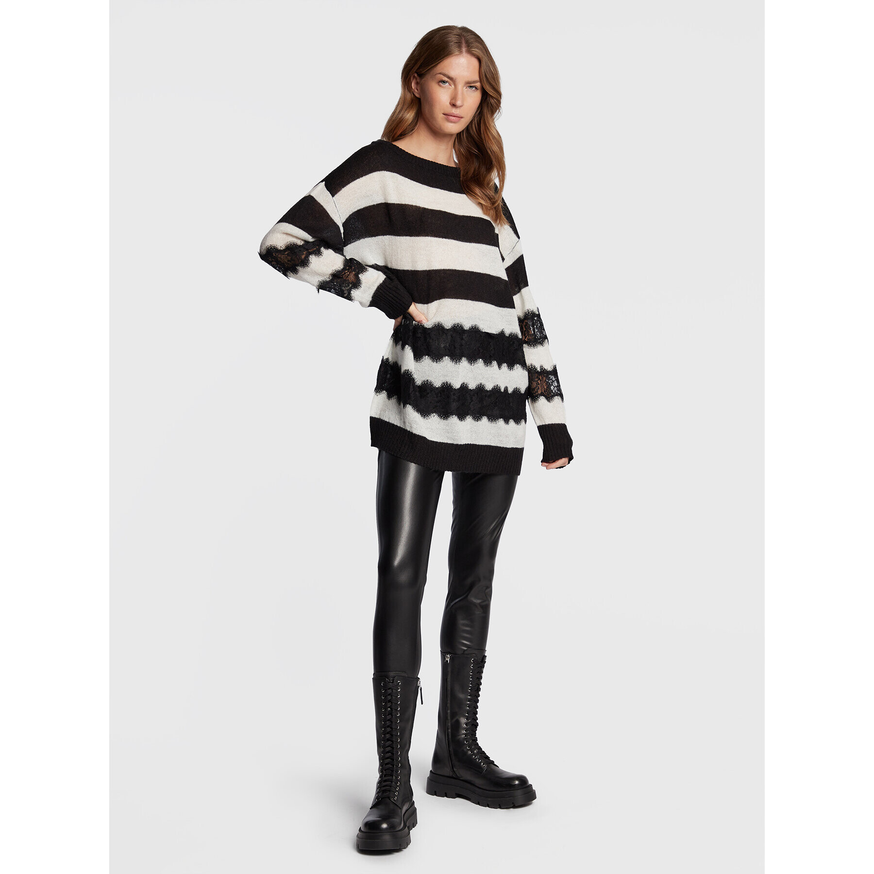 TWINSET Пуловер 222TP3130 Черен Loose Fit - Pepit.bg