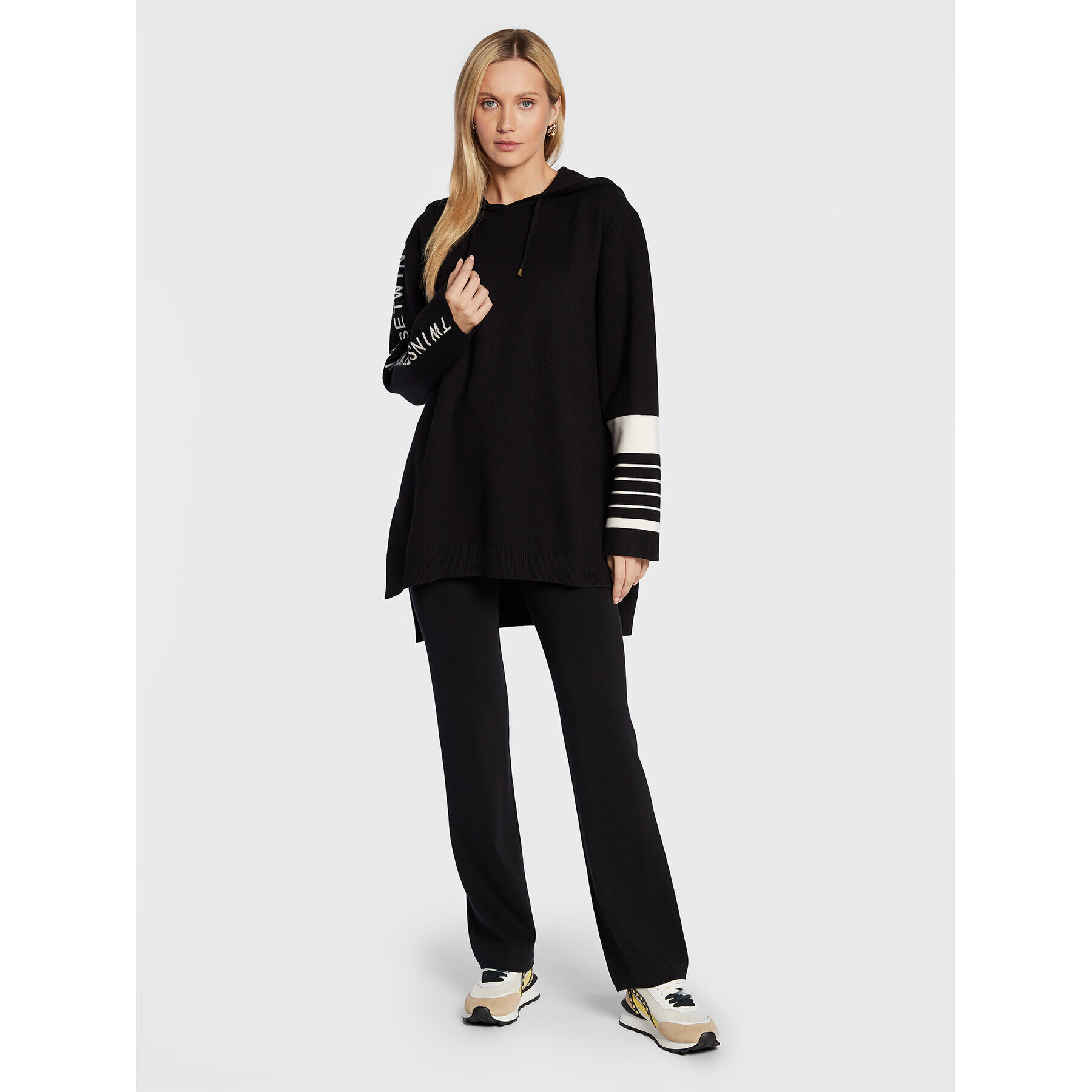 TWINSET Пуловер 222TP3431 Черен Regular Fit - Pepit.bg