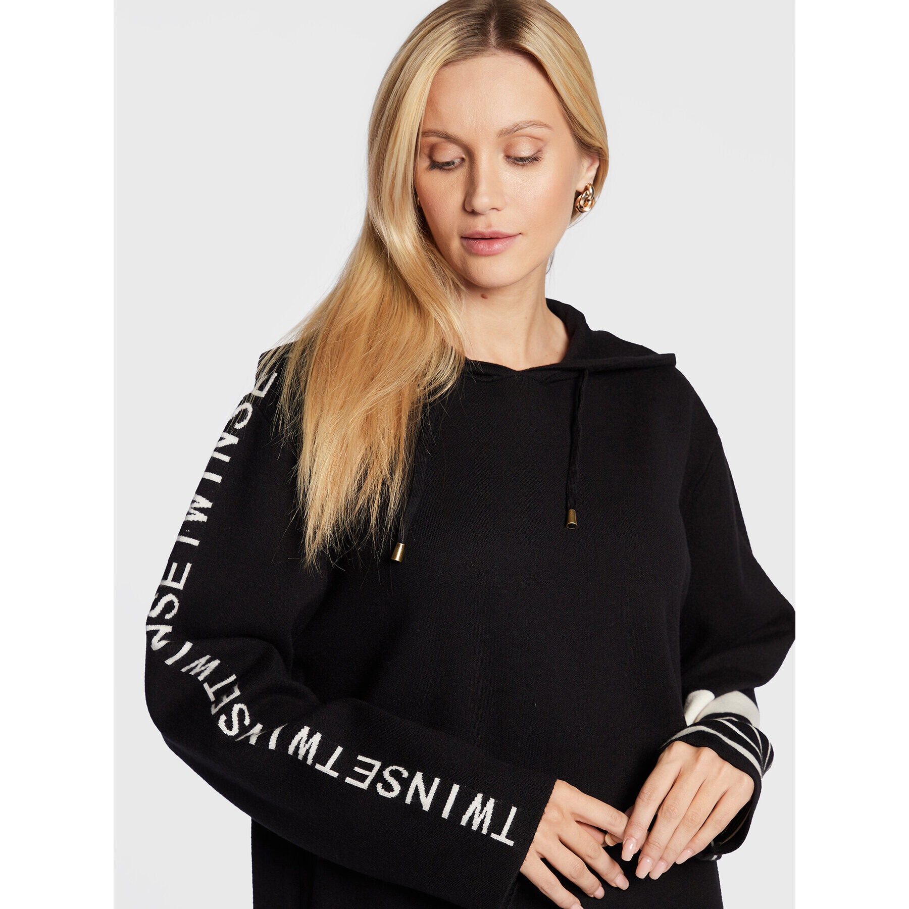 TWINSET Пуловер 222TP3431 Черен Regular Fit - Pepit.bg