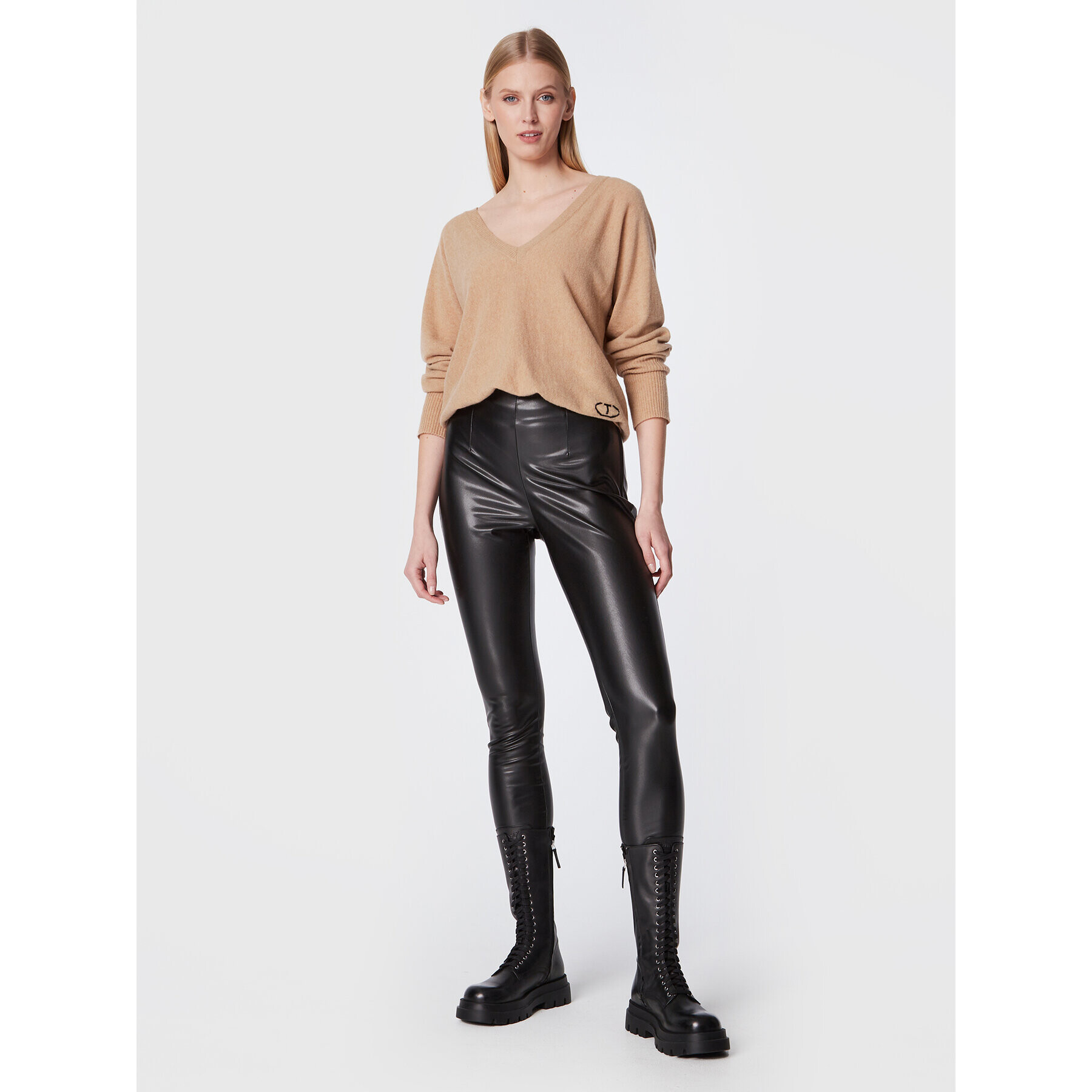 TWINSET Пуловер 222TT3351 Кафяв Regular Fit - Pepit.bg
