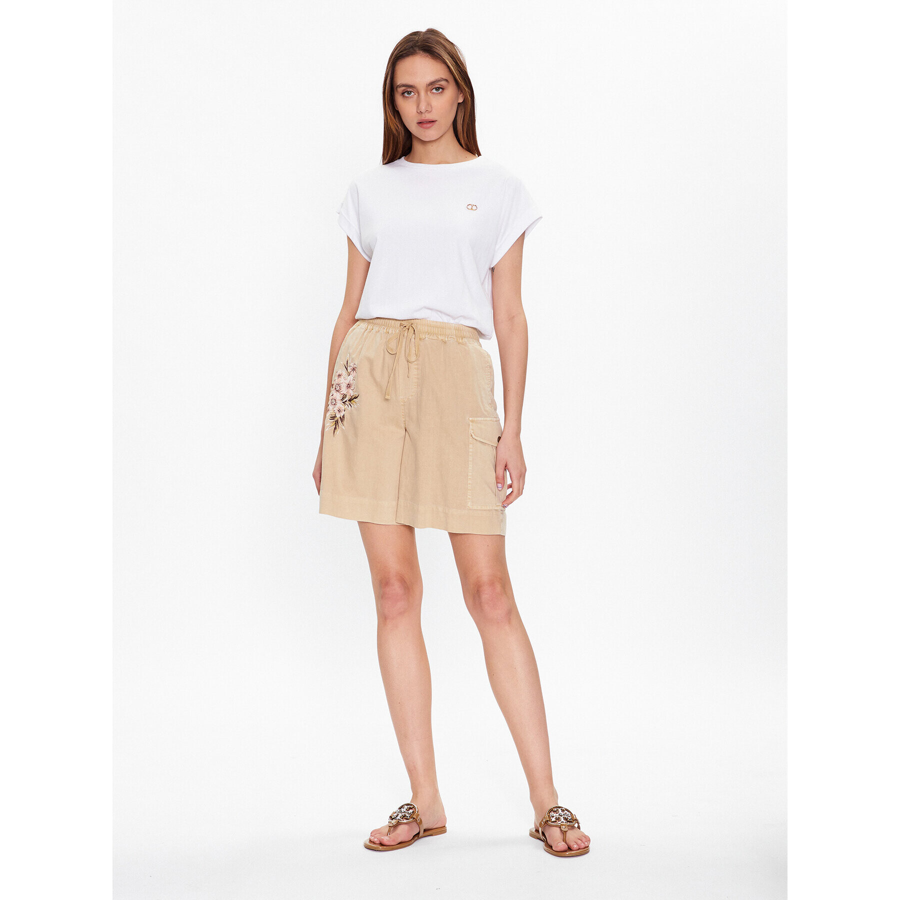 TWINSET Шорти от плат 231TT2391 Бежов Regular Fit - Pepit.bg