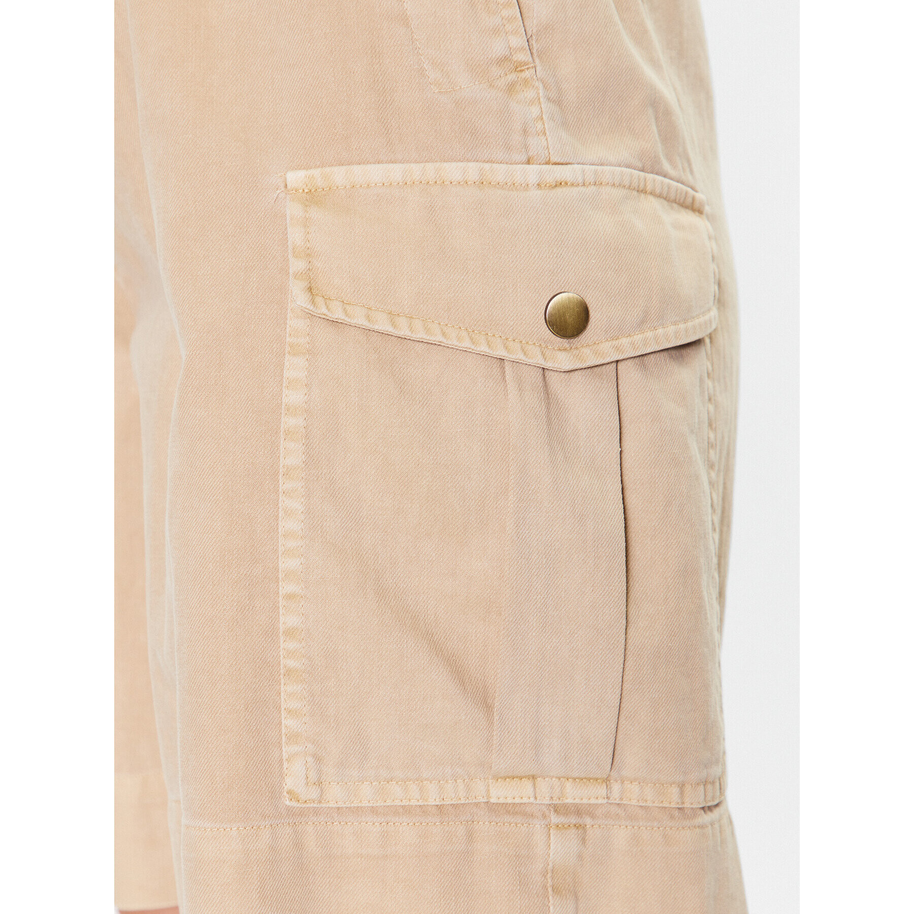 TWINSET Шорти от плат 231TT2391 Бежов Regular Fit - Pepit.bg