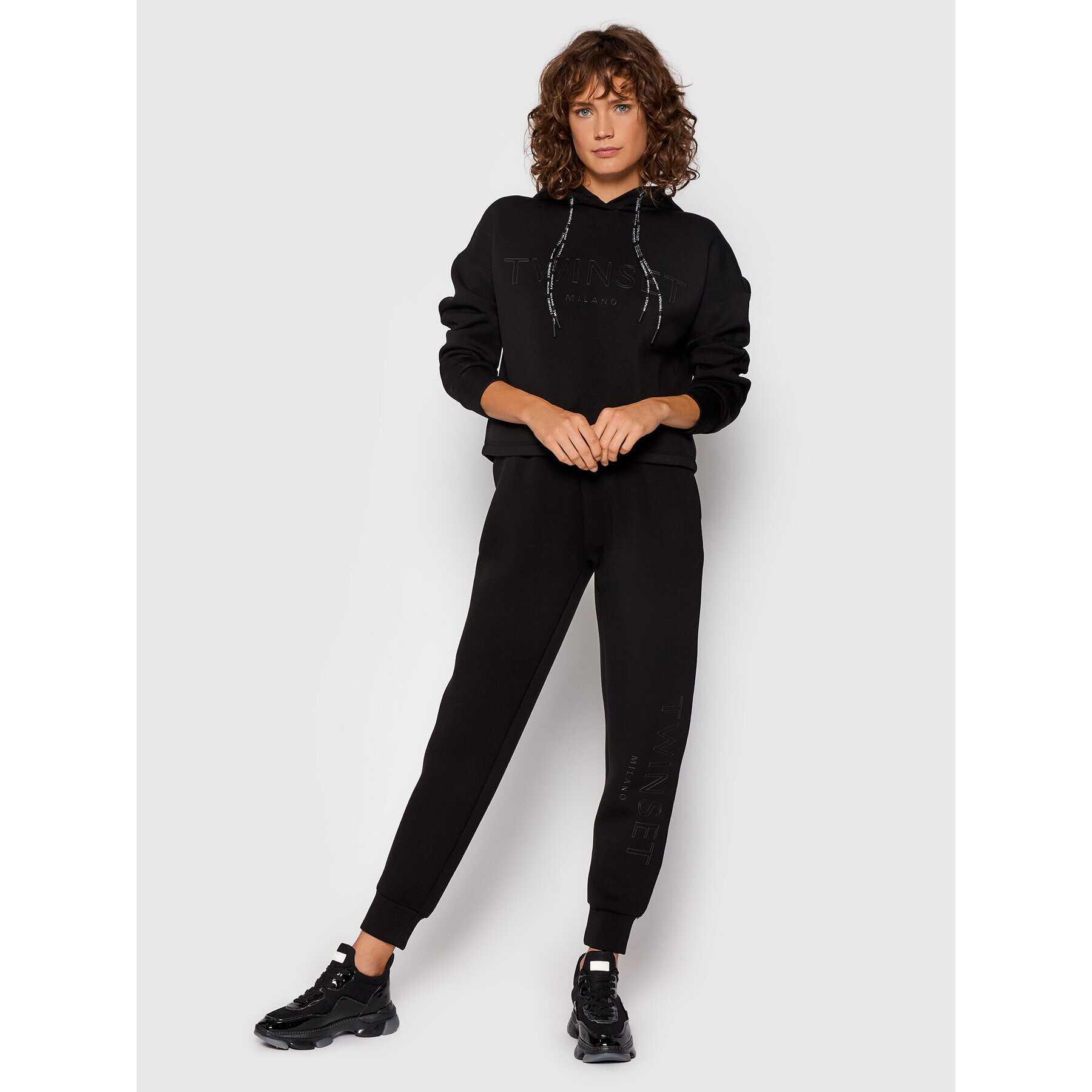 TWINSET Суитшърт 212TT2090 Черен Regular Fit - Pepit.bg
