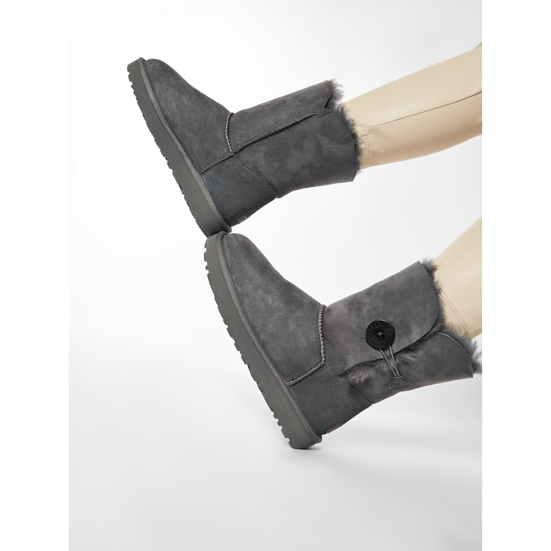 Ugg Апрески W Bailey Button II 1016226 Сив - Pepit.bg