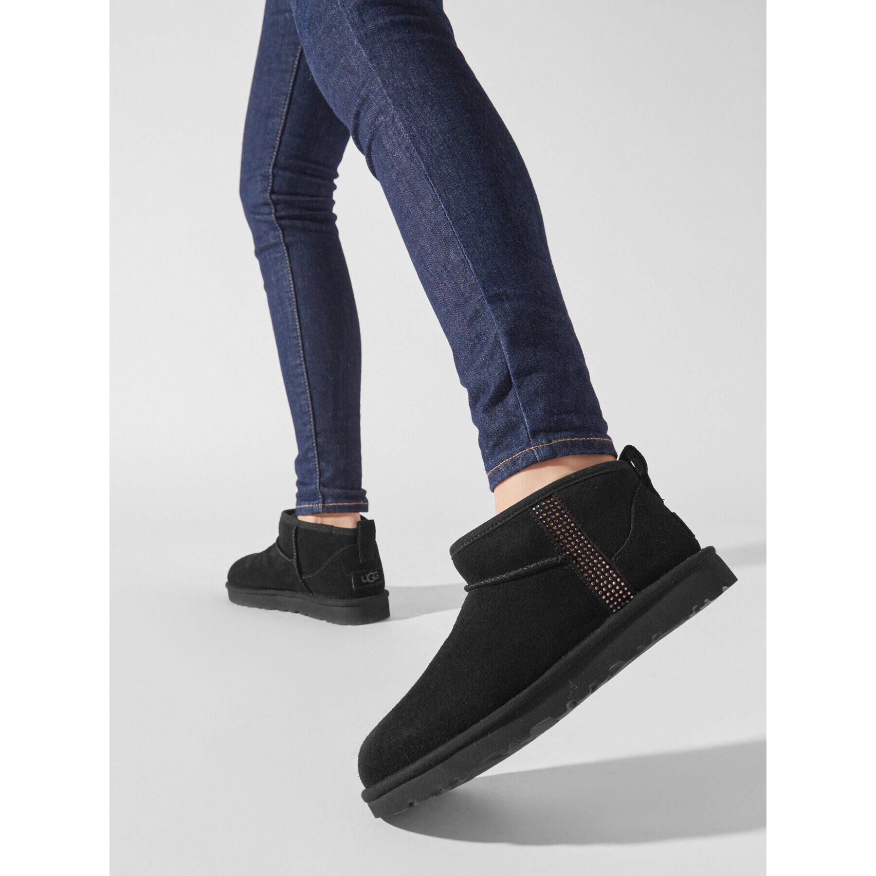 Ugg Апрески W Classic Ultra Mini Bling 1153777 Черен - Pepit.bg