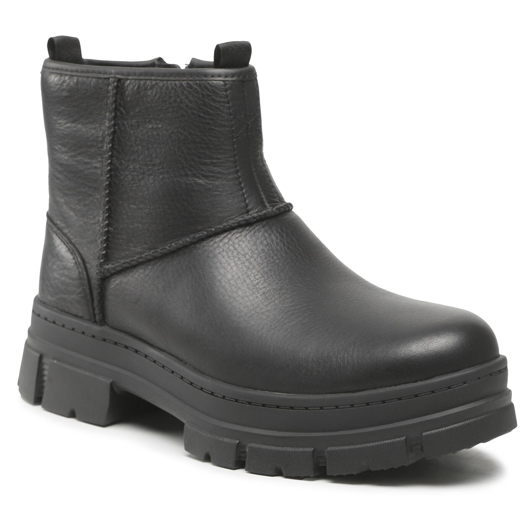 Ugg Ботуши M Skyview Classic Pull-On 1135312 Черен - Pepit.bg