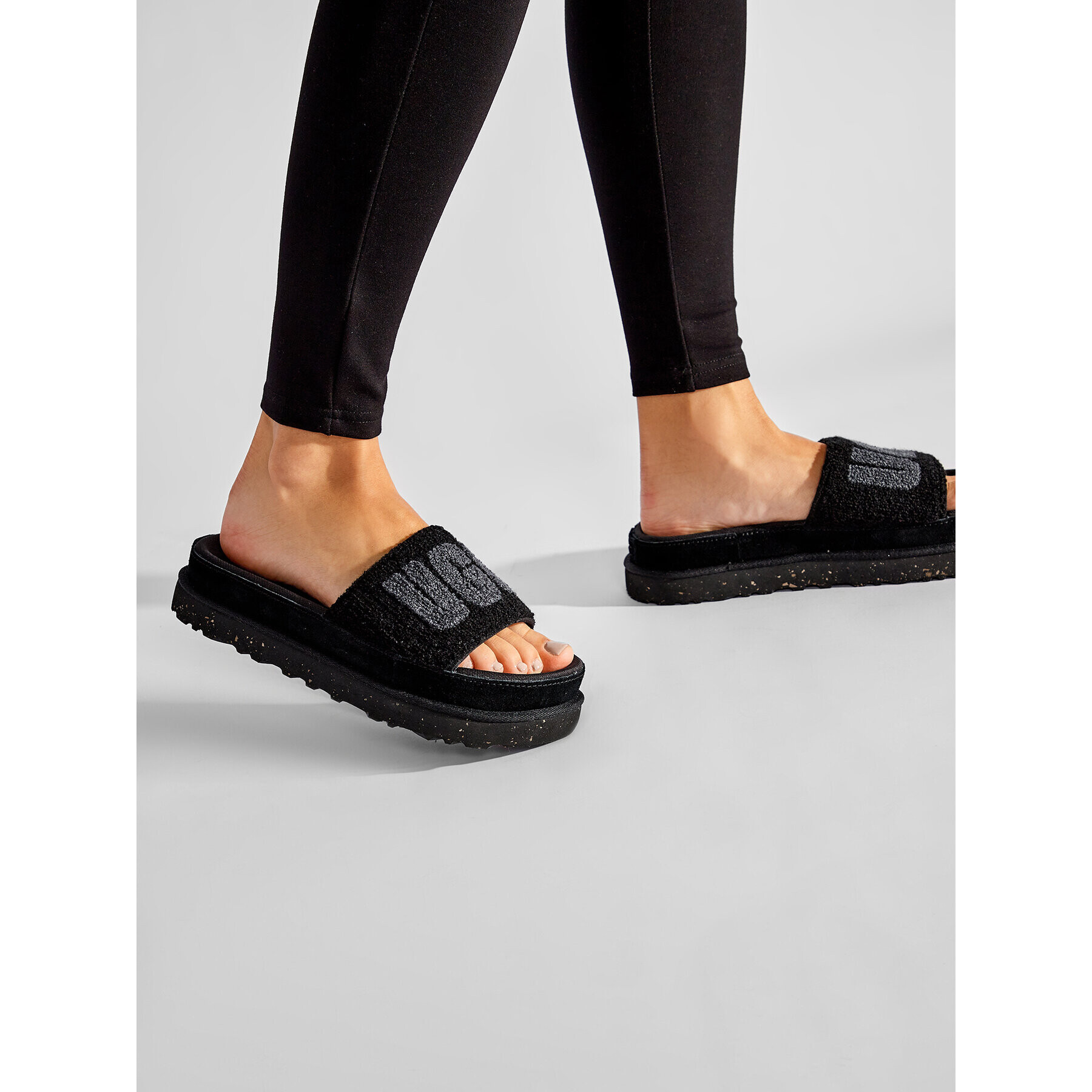 Ugg Чехли W Laton 1126350 Черен - Pepit.bg
