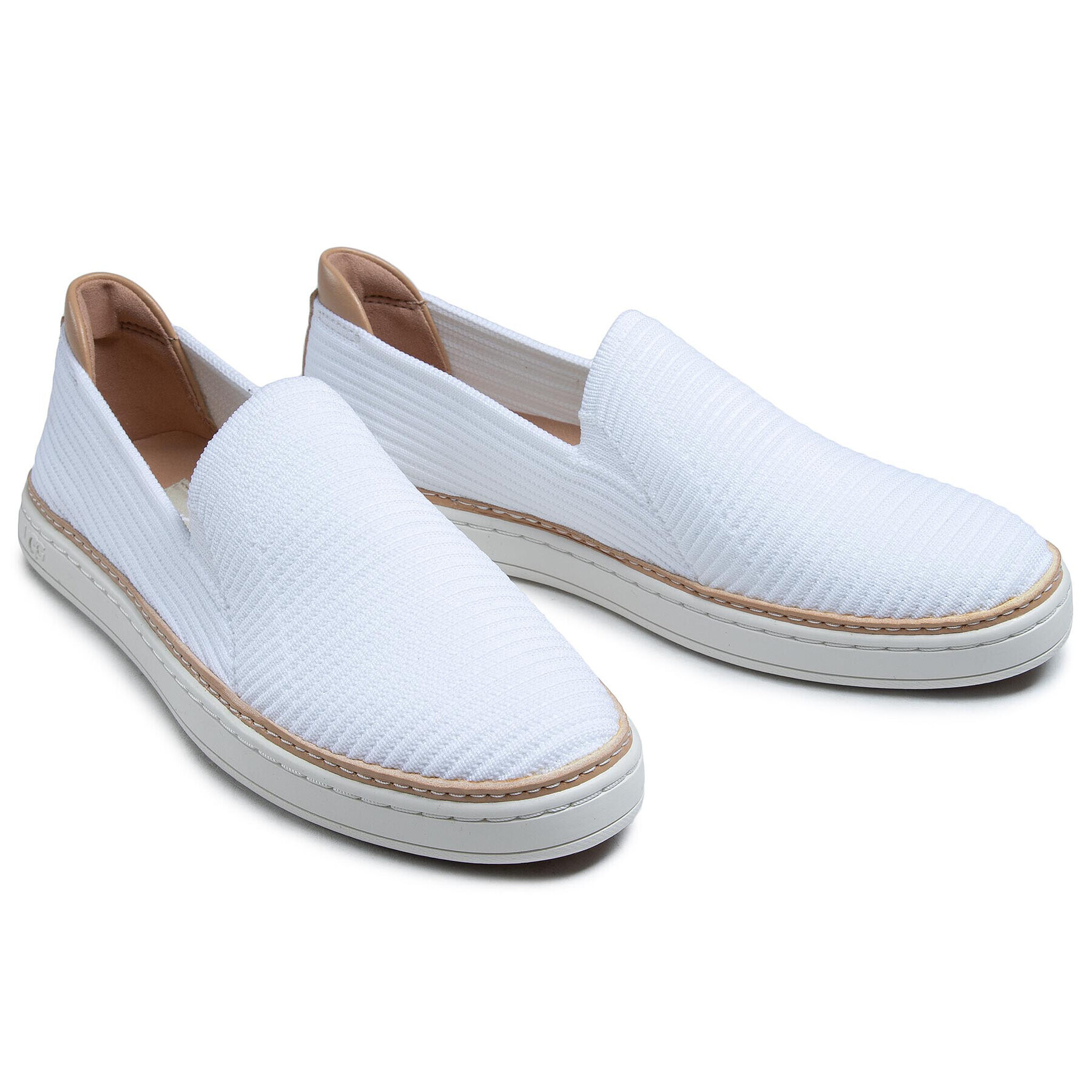 Ugg Гуменки W Sammy 1112259 Бял - Pepit.bg