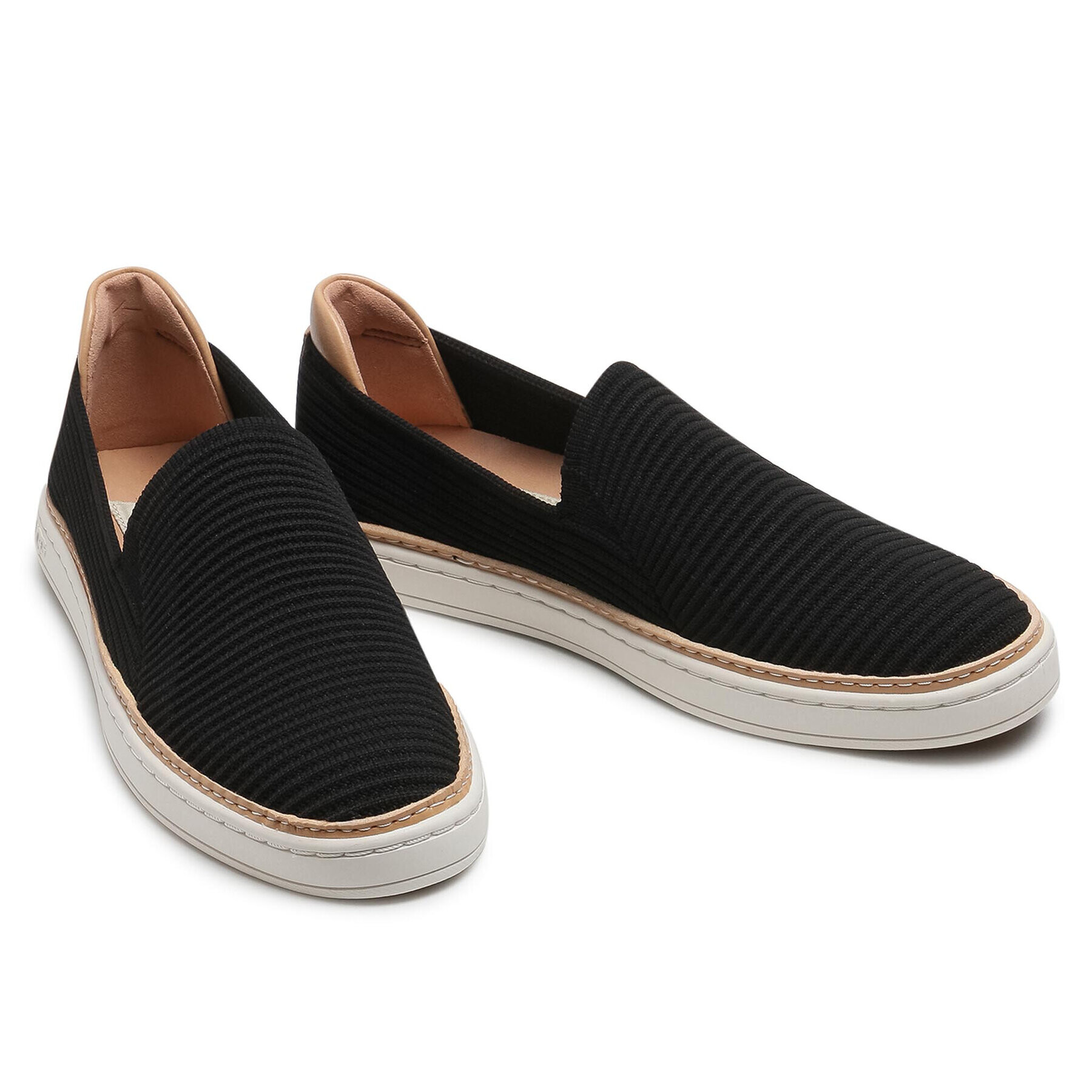Ugg Гуменки W Sammy 1112259 Черен - Pepit.bg