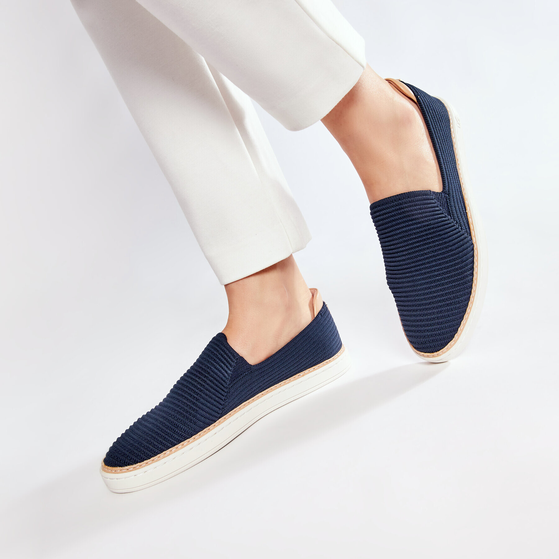 Ugg Гуменки W Sammy 1112259 Тъмносин - Pepit.bg