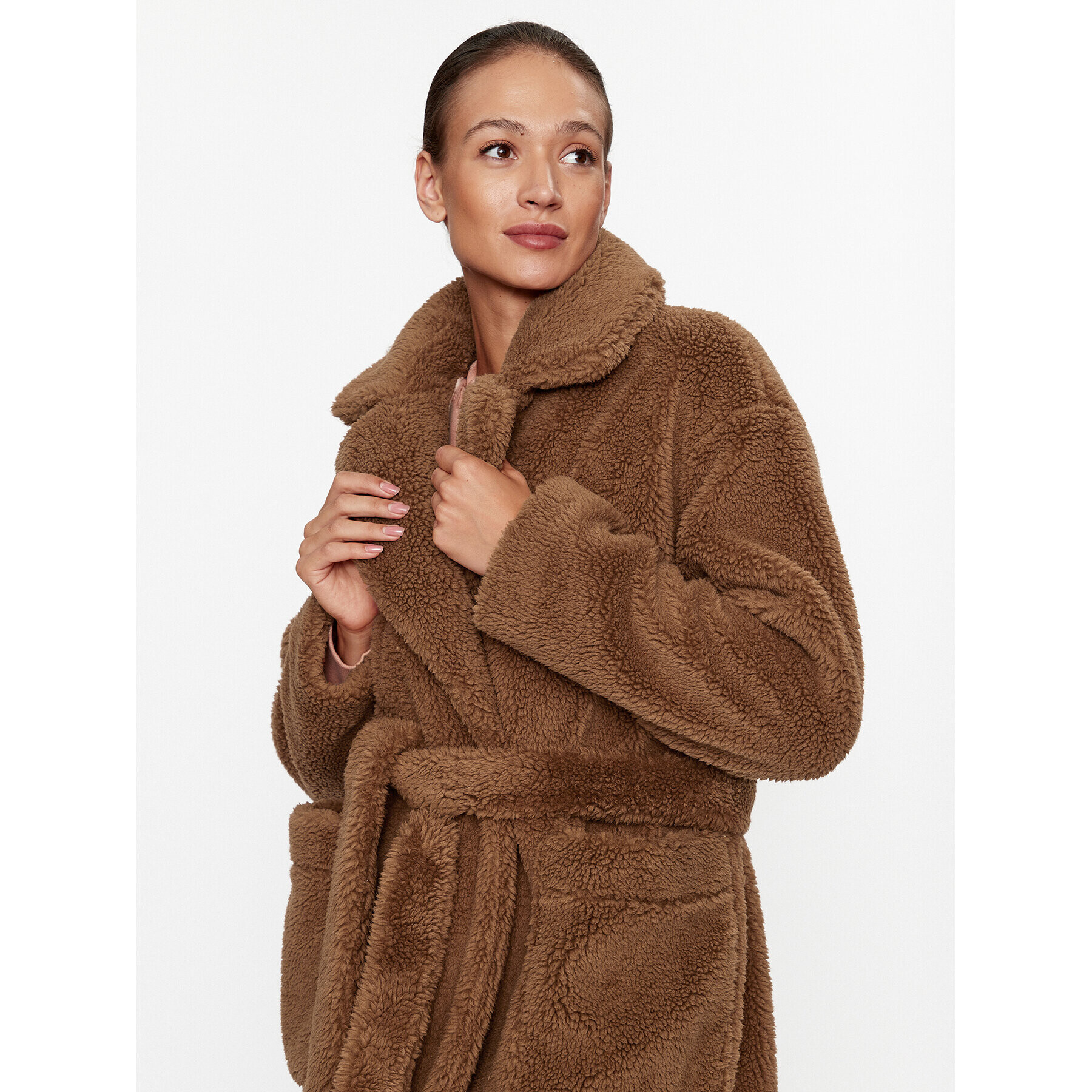 Ugg Кожено палто Alesandra 1149930 Кафяв Oversize - Pepit.bg