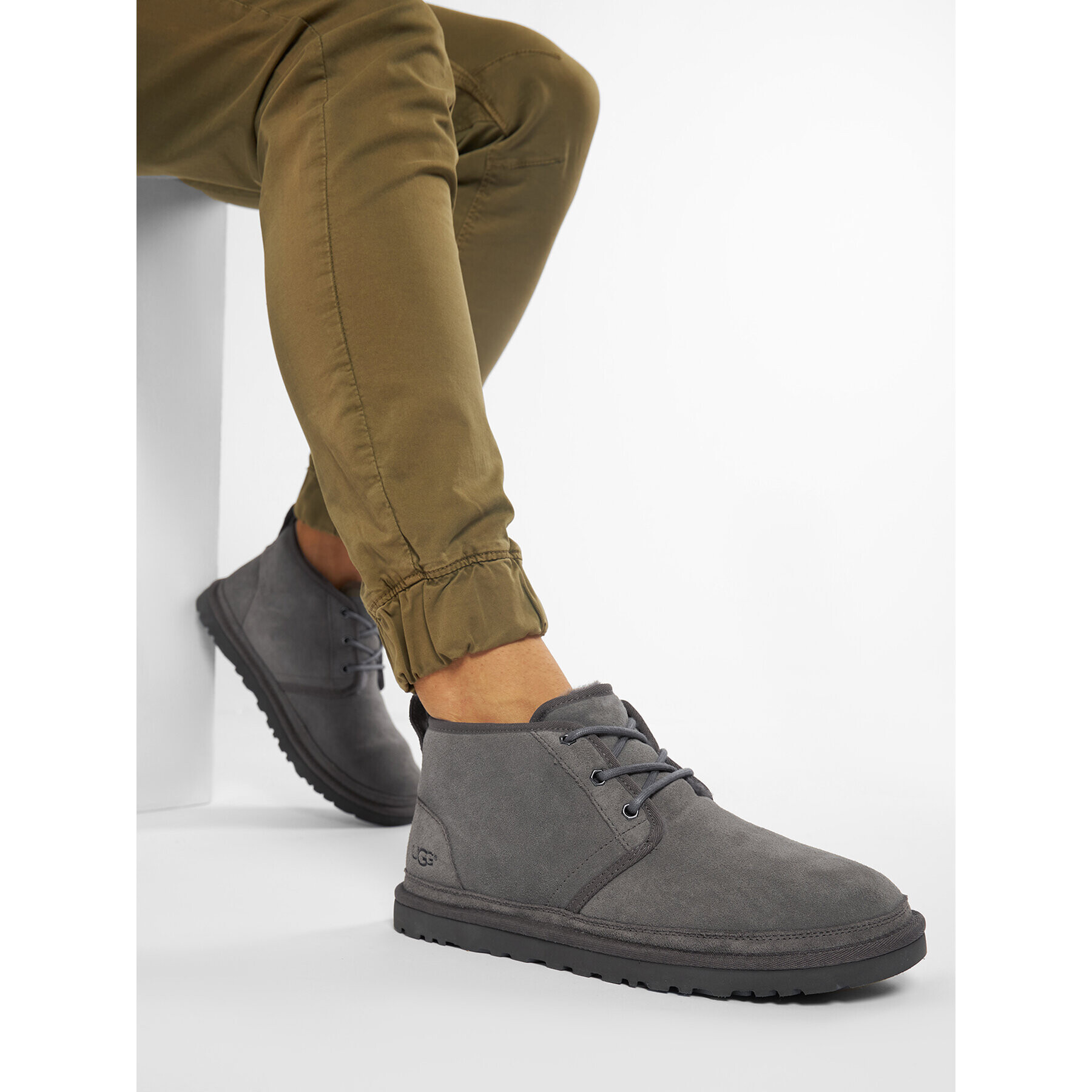 Ugg Зимни обувки M Neumel 3236 Сив - Pepit.bg
