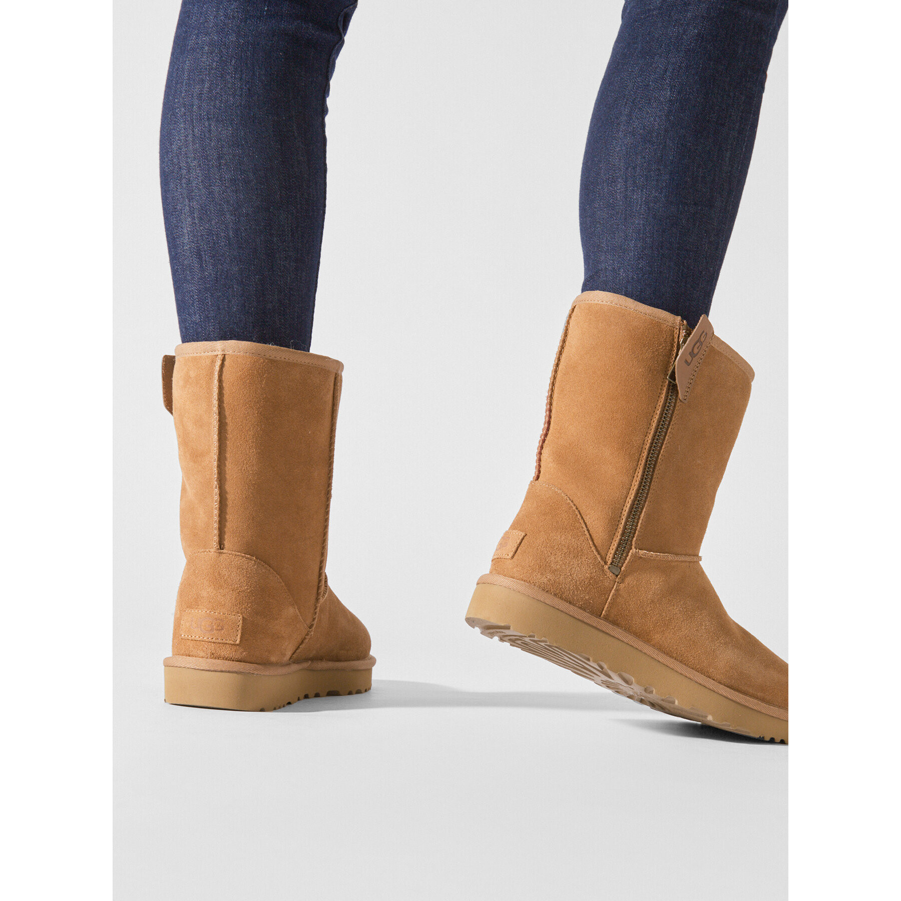 Ugg Апрески W Classic Short Bailey Zip 1144043 Кафяв - Pepit.bg