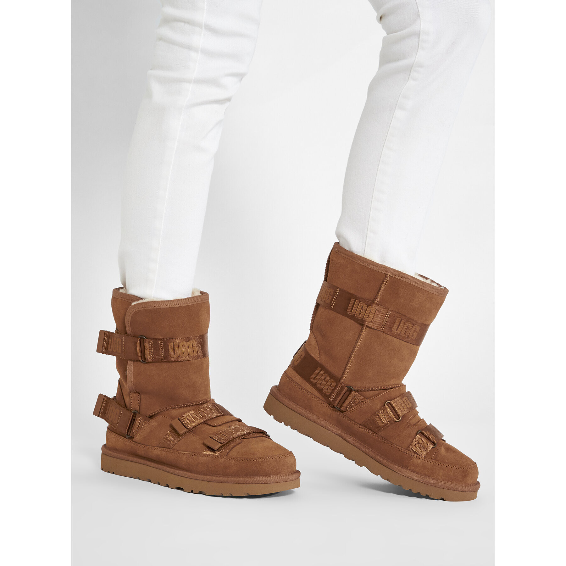 Ugg Обувки W Classic Short Hybrid 1133470 Кафяв - Pepit.bg