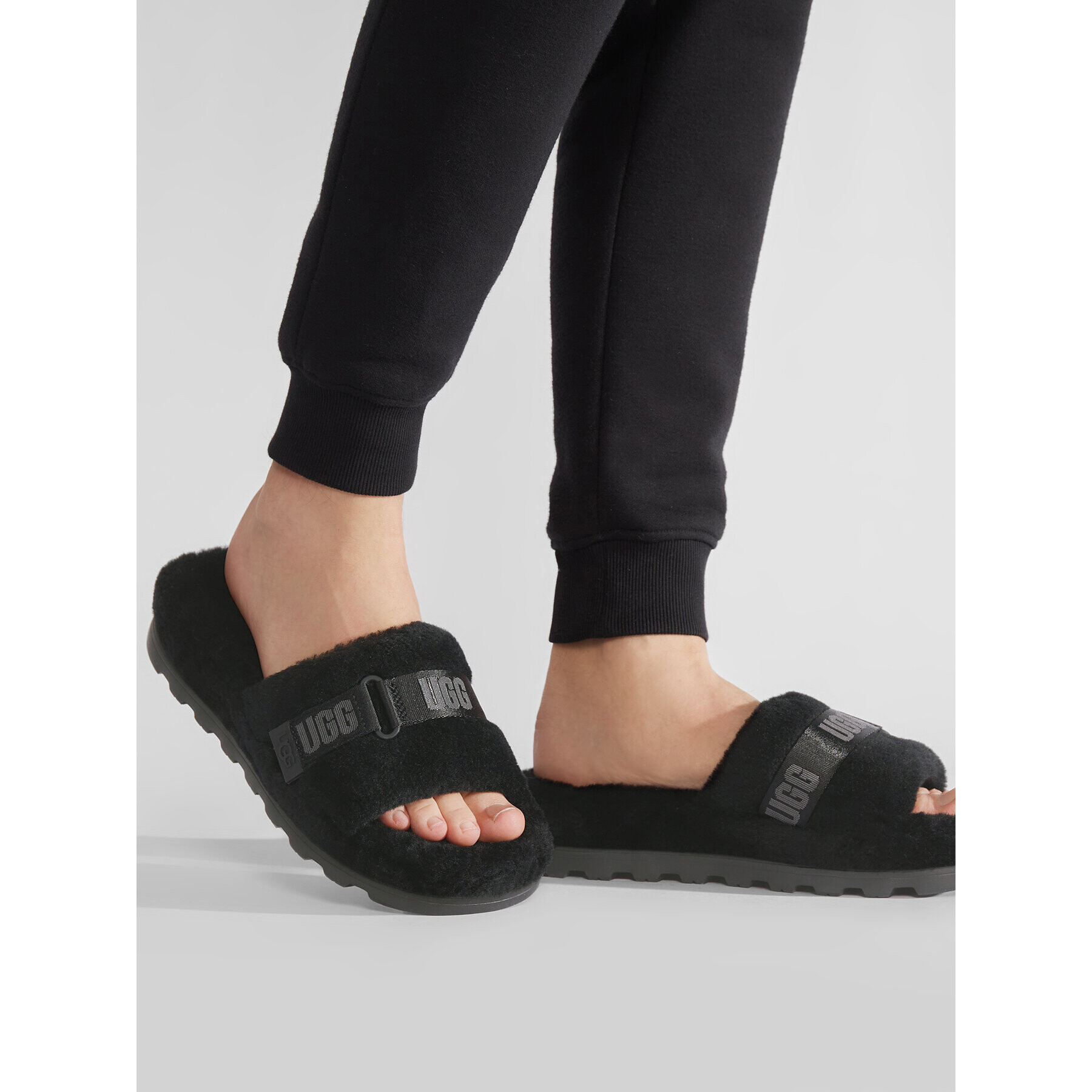 Ugg Пантофи M Fluff Up 1130816 Черен - Pepit.bg