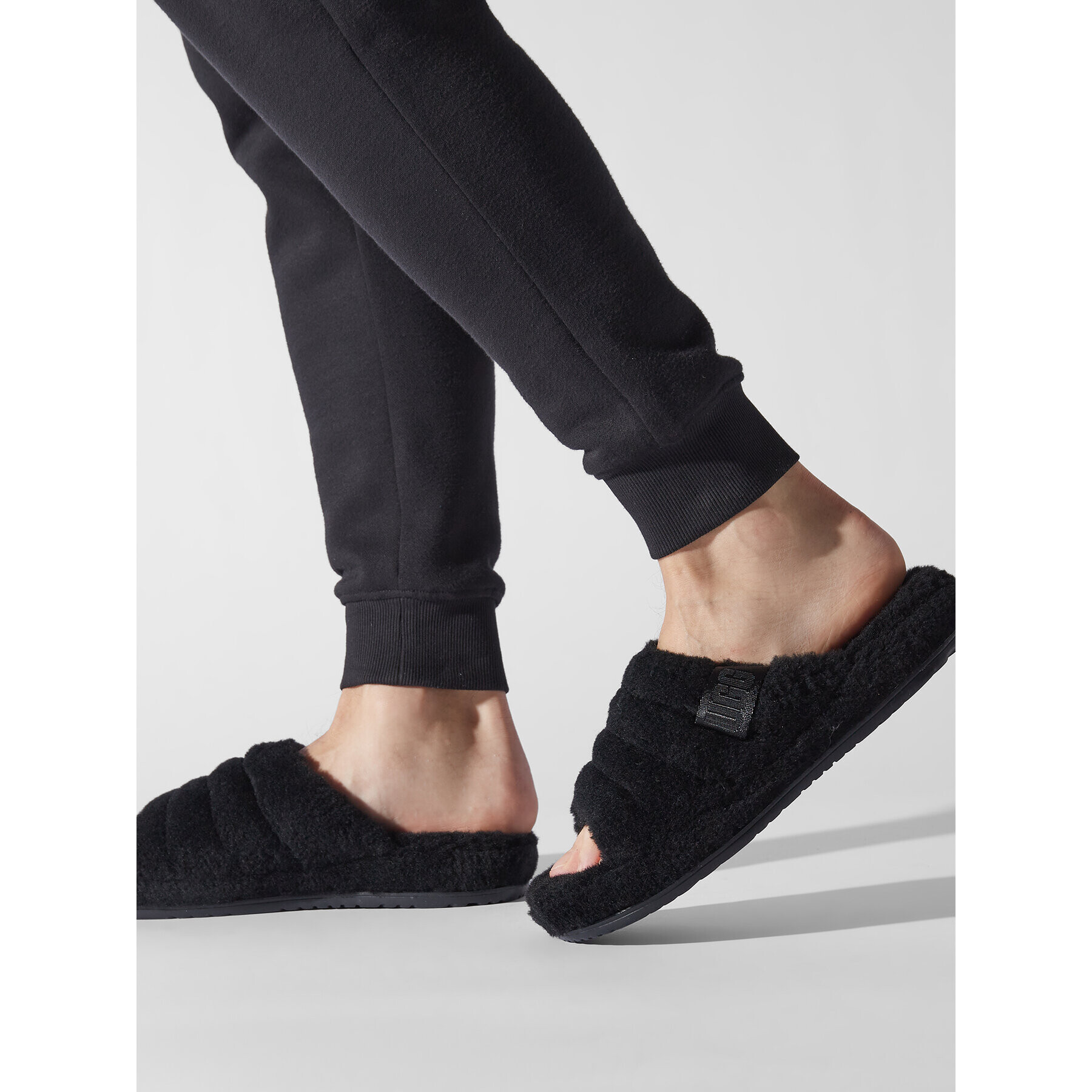 Ugg Пантофи M Fluff You 1117473 Черен - Pepit.bg