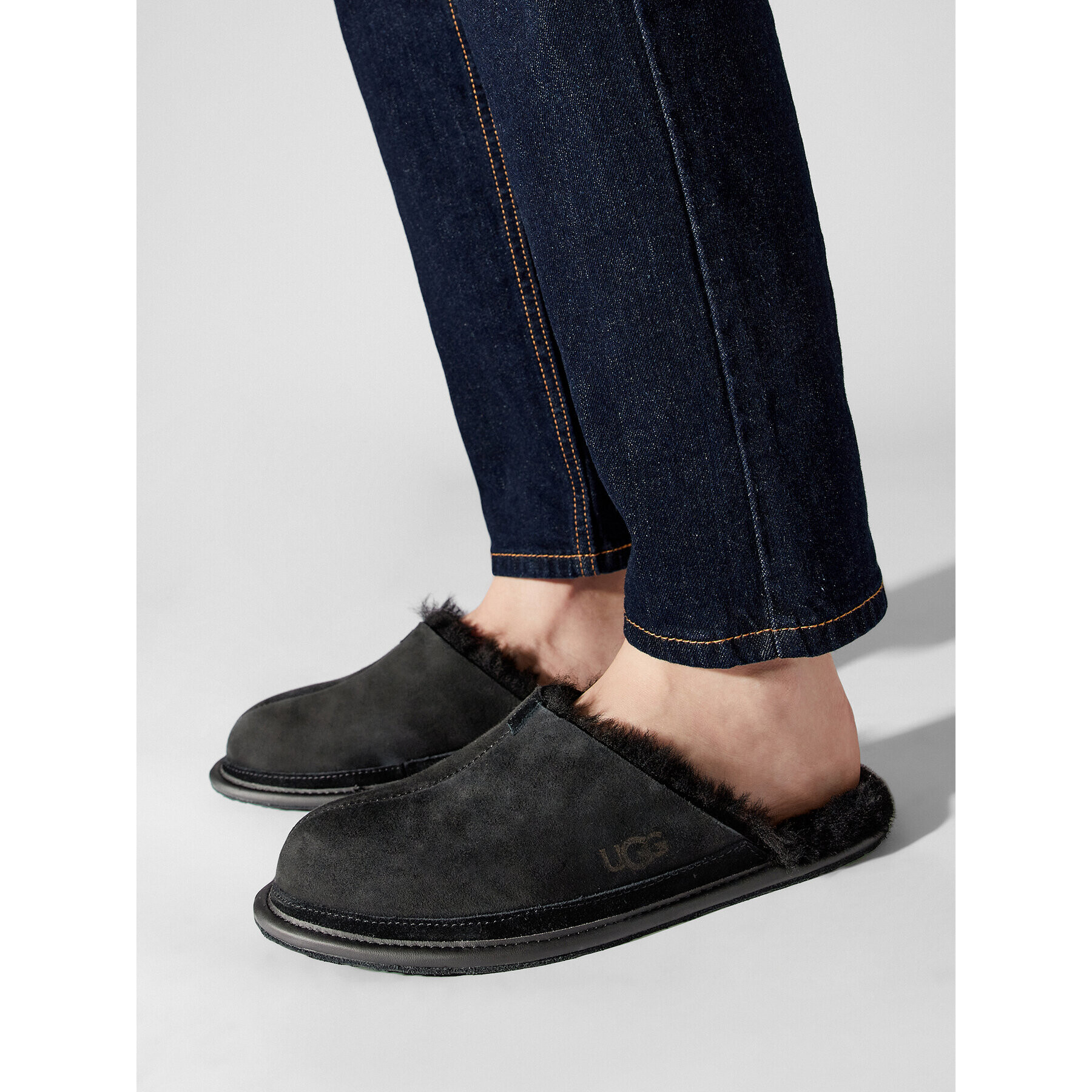 Ugg Пантофи M Hyde 1123660 Черен - Pepit.bg