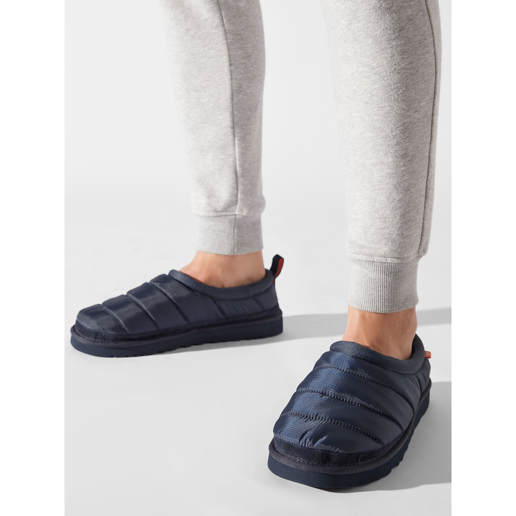 Ugg Пантофи M Tasman Lta 1127735 Тъмносин - Pepit.bg