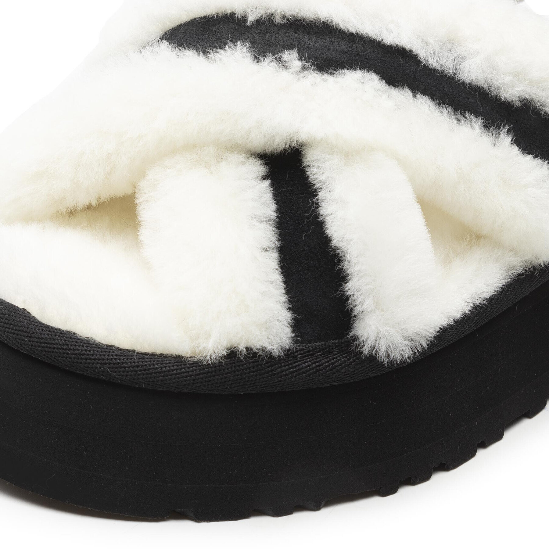 Ugg Пантофи W Disco Cross Slide 1121550 Черен - Pepit.bg