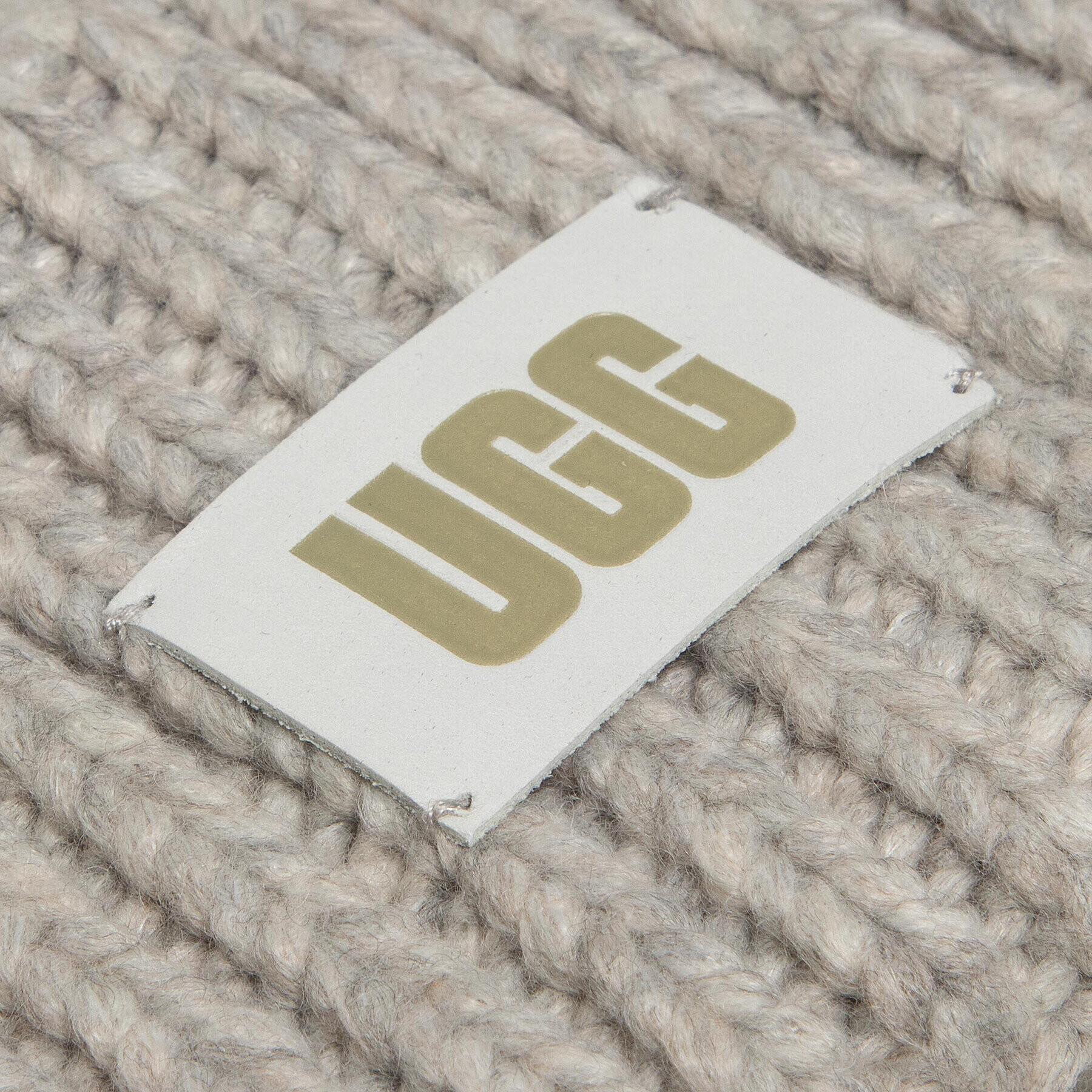 Ugg Шапка W Chunky Rib Knit Beanie W Pom 20165 Сив - Pepit.bg