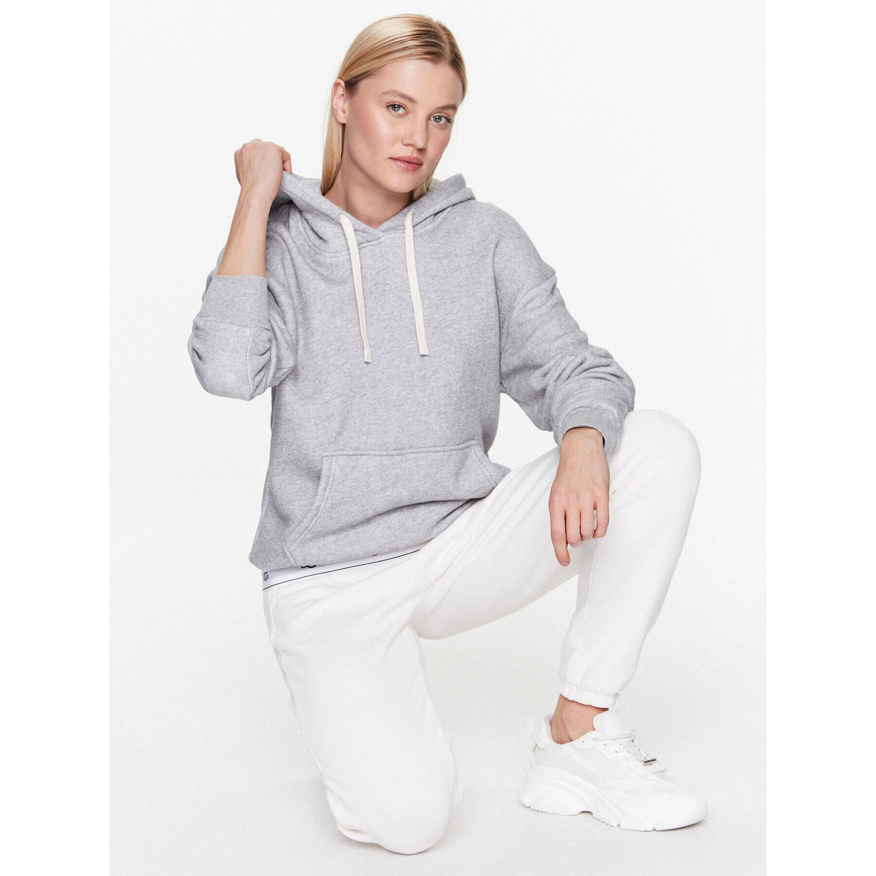 Ugg Суитшърт Lawna 1131444 Сив Regular Fit - Pepit.bg