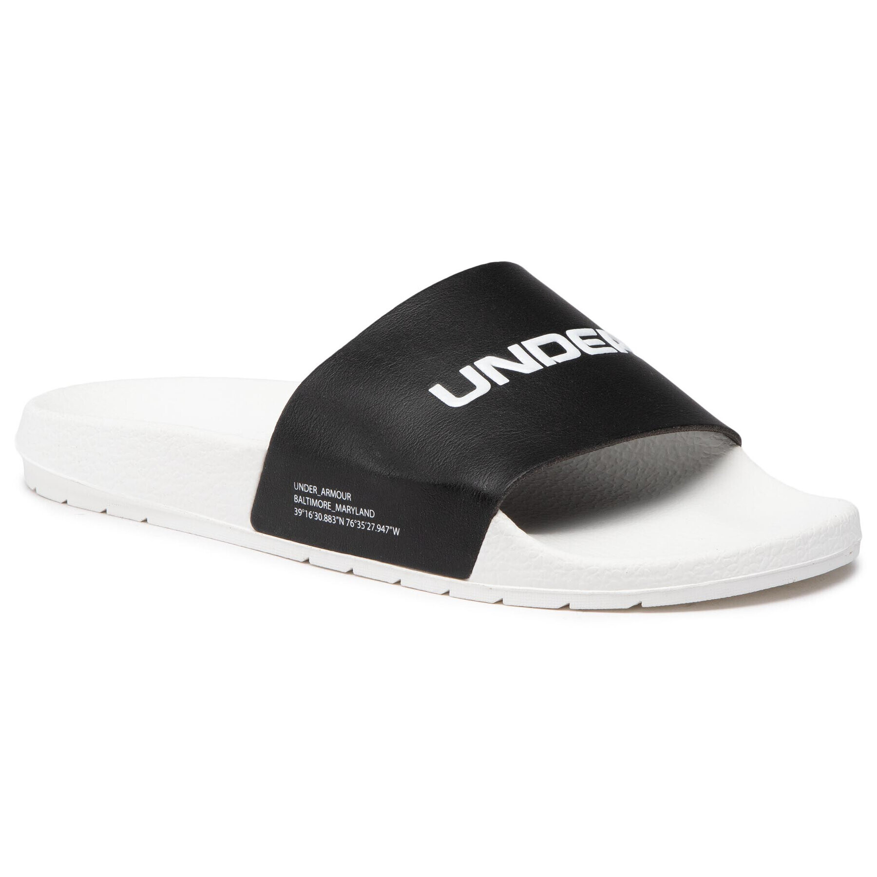 Under Armour Чехли Ua Core Remix 3021282-103 Черен - Pepit.bg