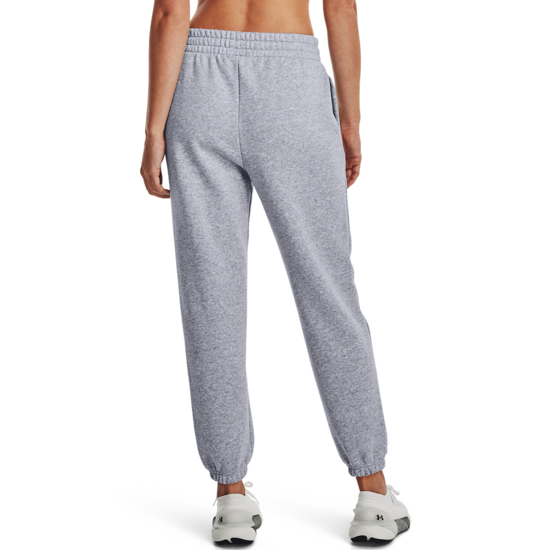 Under Armour Долнище анцуг Essential Fleece Joggers 1373034 Сив Regular Fit - Pepit.bg