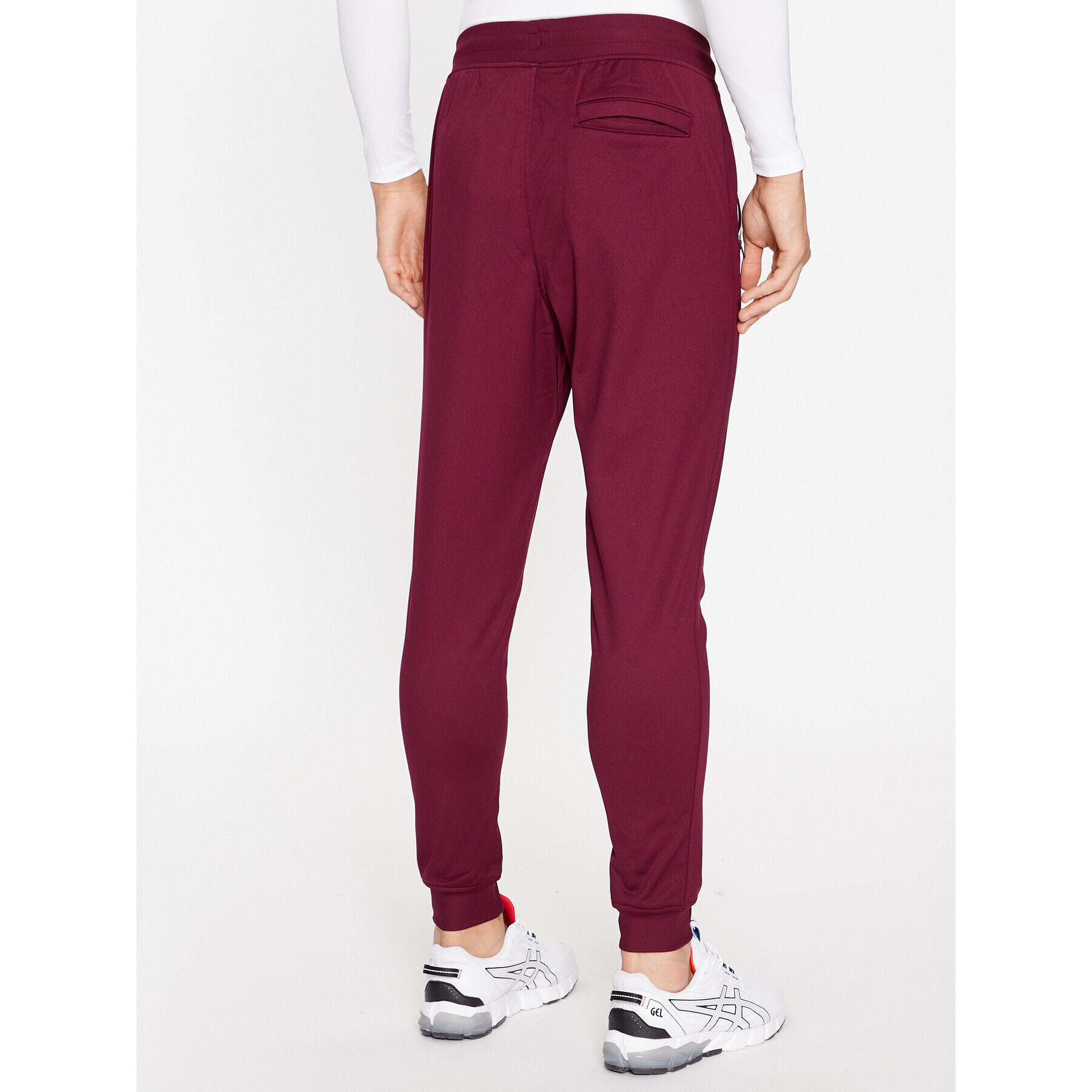 Under Armour Долнище анцуг Sportstyle Tricot Jogger 1290261 Бордо Loose Fit - Pepit.bg