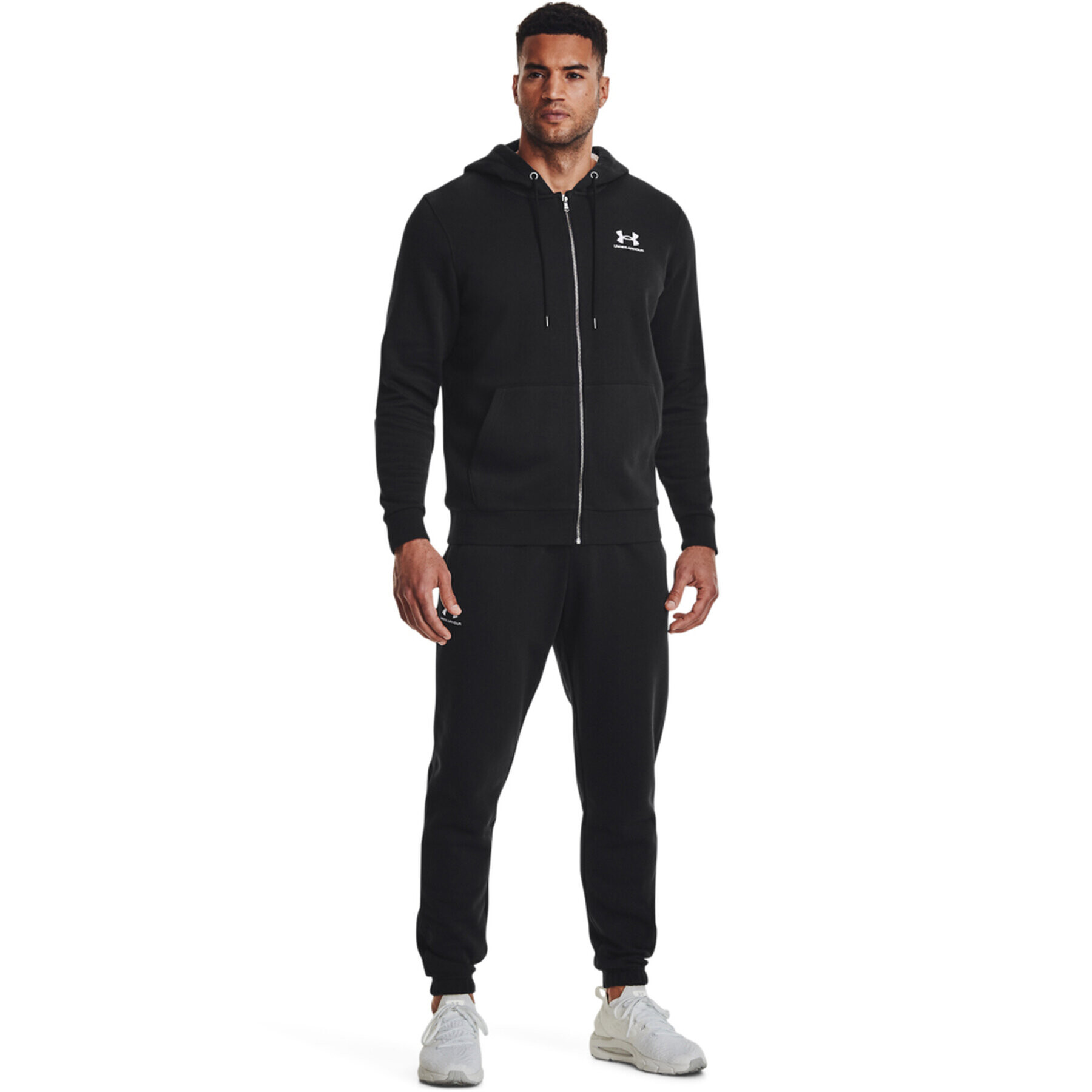 Under Armour Долнище анцуг UA Essential Fleece Jogger 1373882 Черен Regular Fit - Pepit.bg