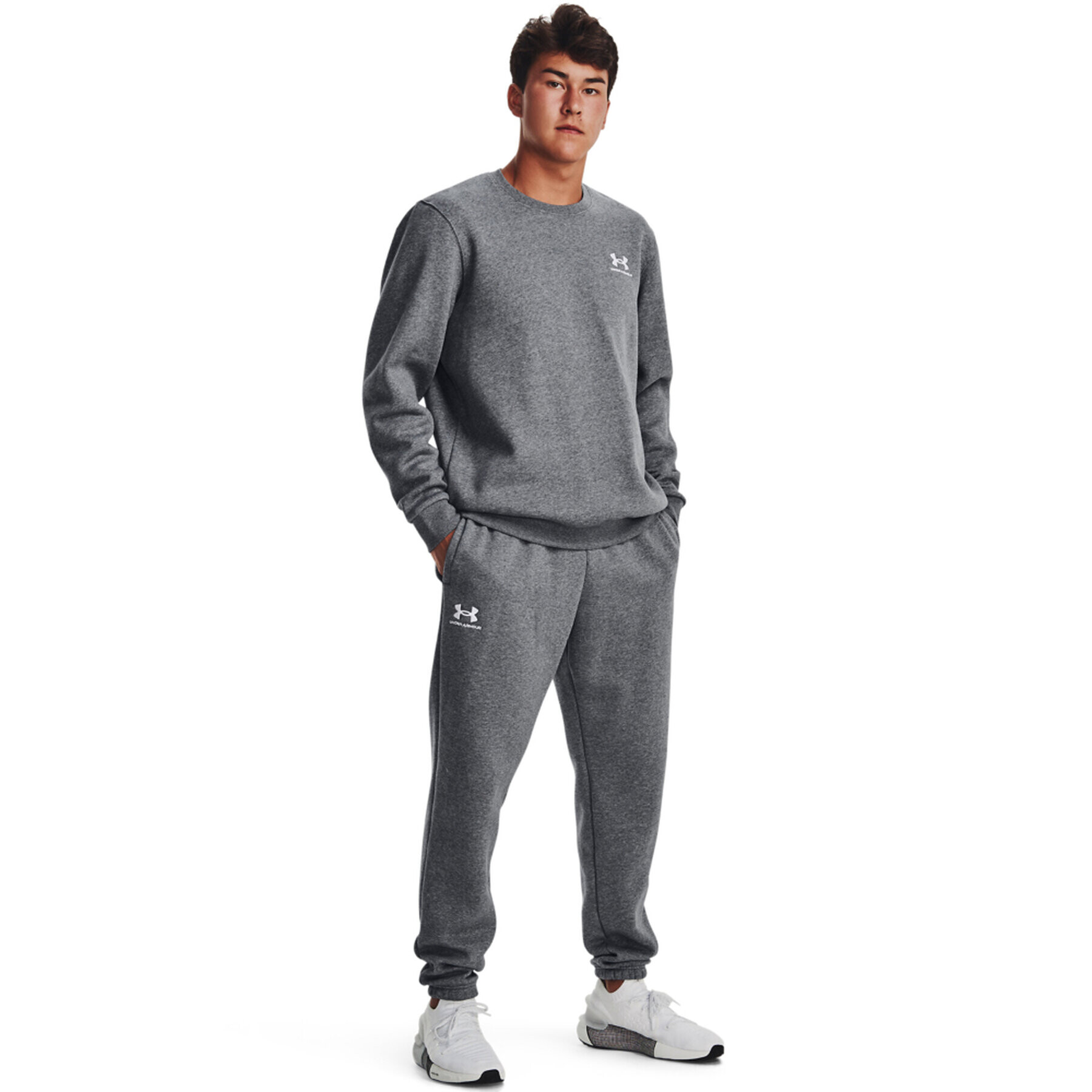 Under Armour Долнище анцуг UA Essential Fleece Jogger 1373882 Сив Regular Fit - Pepit.bg