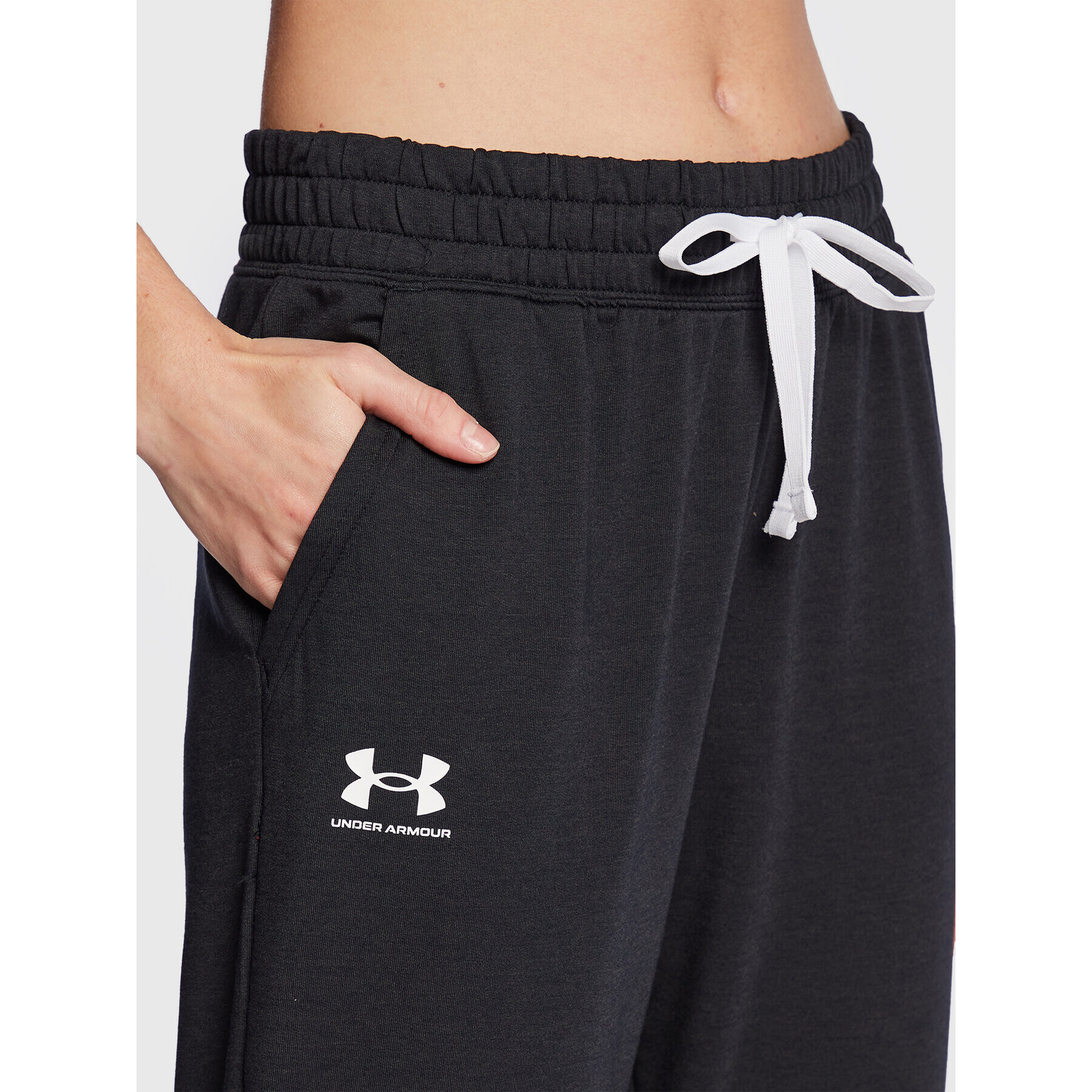 Under Armour Долнище анцуг Ua Rival Terry 1369854 Черен Regular Fit - Pepit.bg