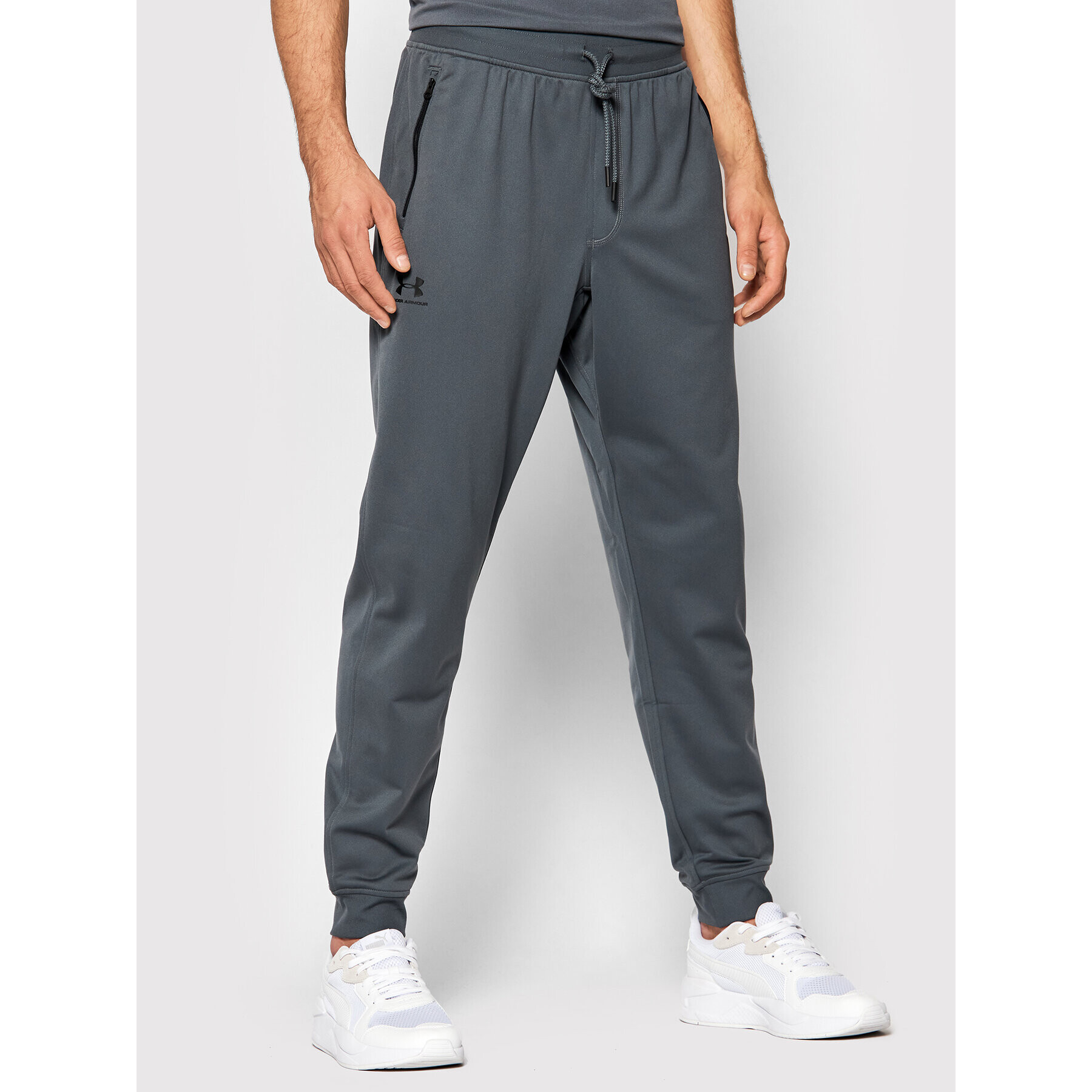 Under Armour Долнище анцуг Ua Sportstyle 1290261 Сив Relaxed Fit - Pepit.bg