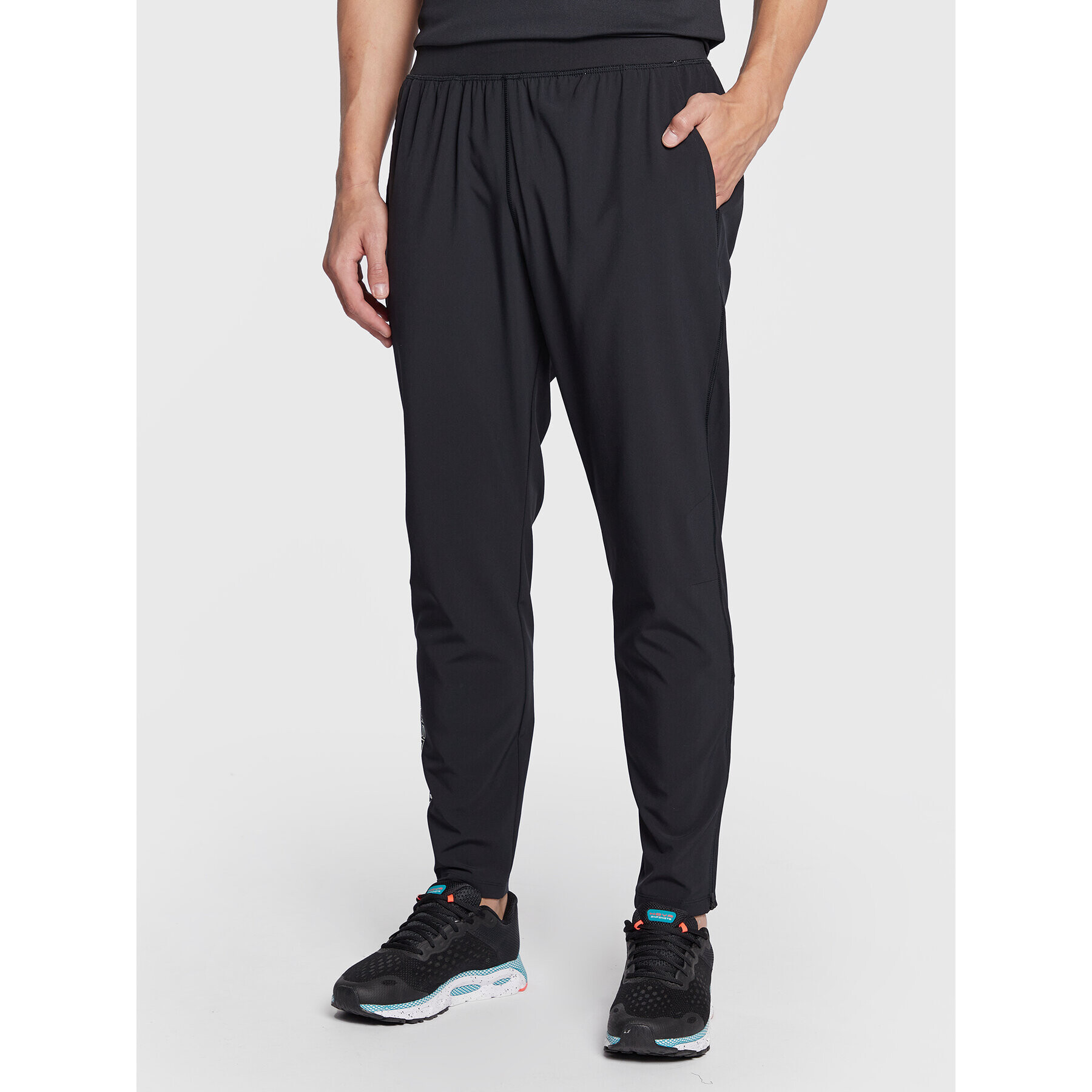 Under Armour Долнище анцуг Ua Storm 1365622 Черен Regular Fit - Pepit.bg