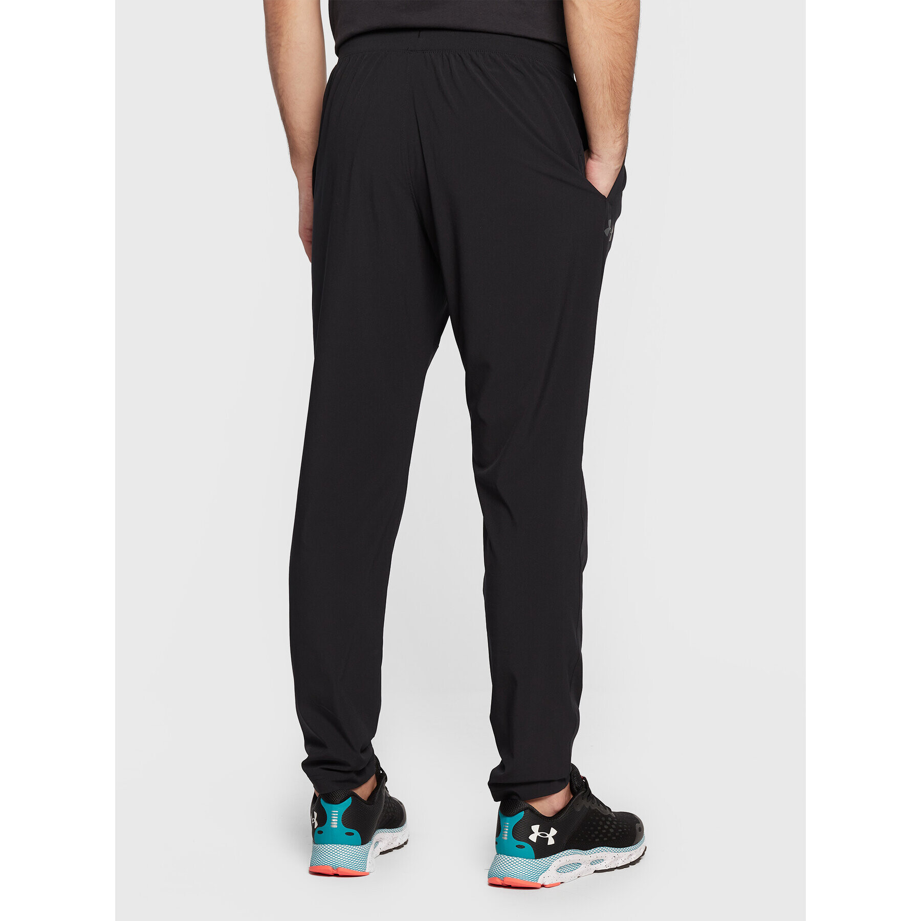 Under Armour Долнище анцуг Ua Stretch 1366215 Черен Regular Fit - Pepit.bg