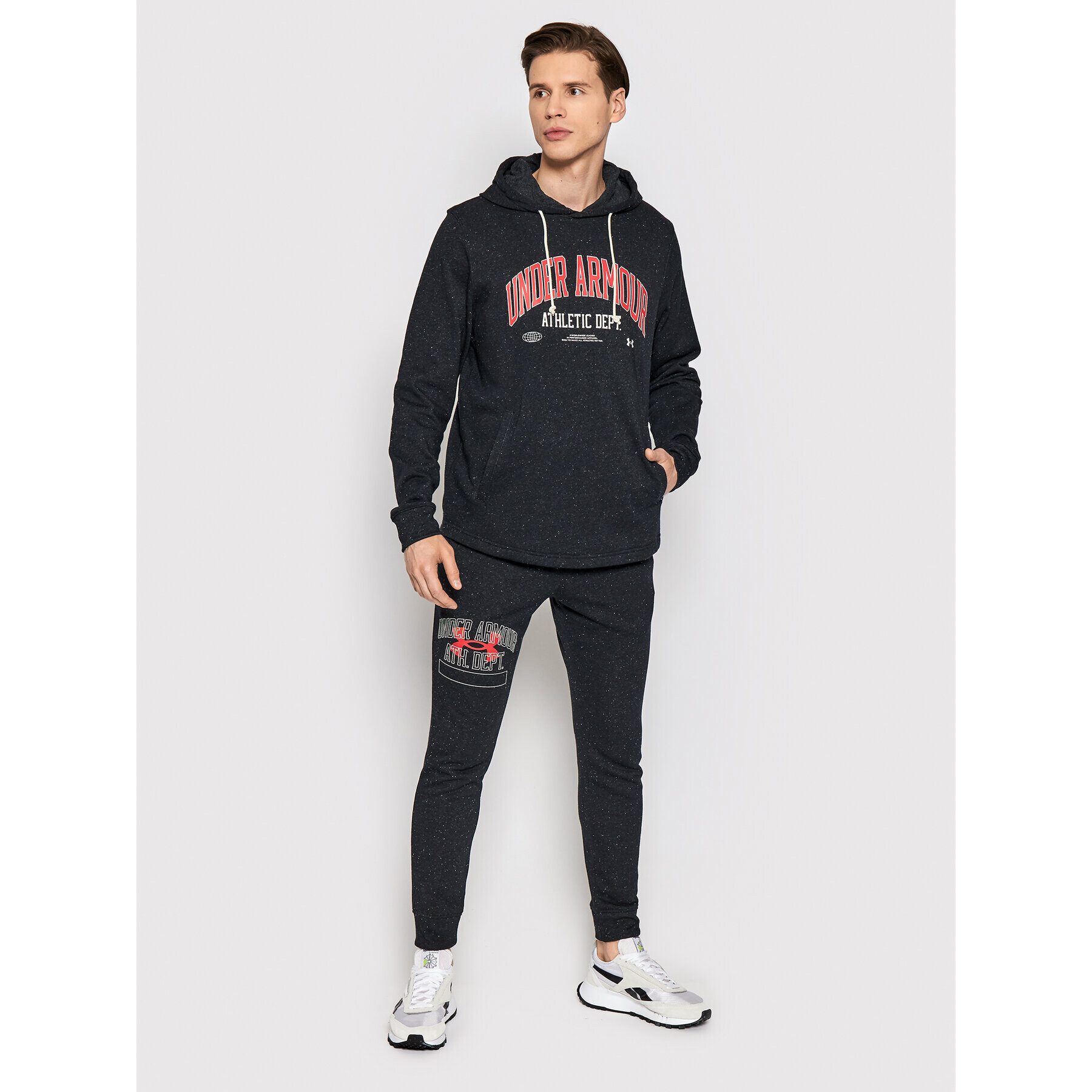 Under Armour Долнище анцуг Rival Terry Athletic Department 1370357 Черен Regular Fit - Pepit.bg