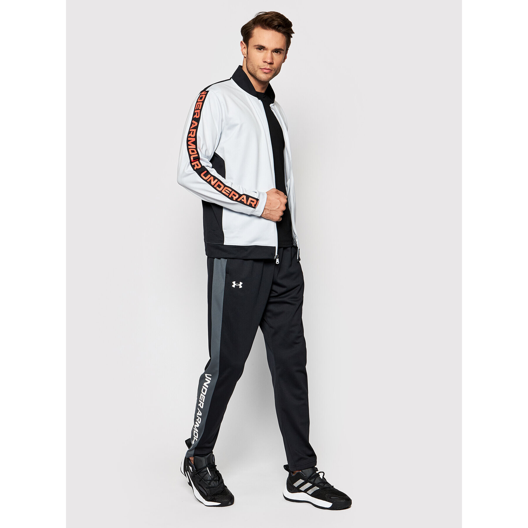 Under Armour Долнище анцуг Ua Brawler 1366213 Черен Relaxed Fit - Pepit.bg