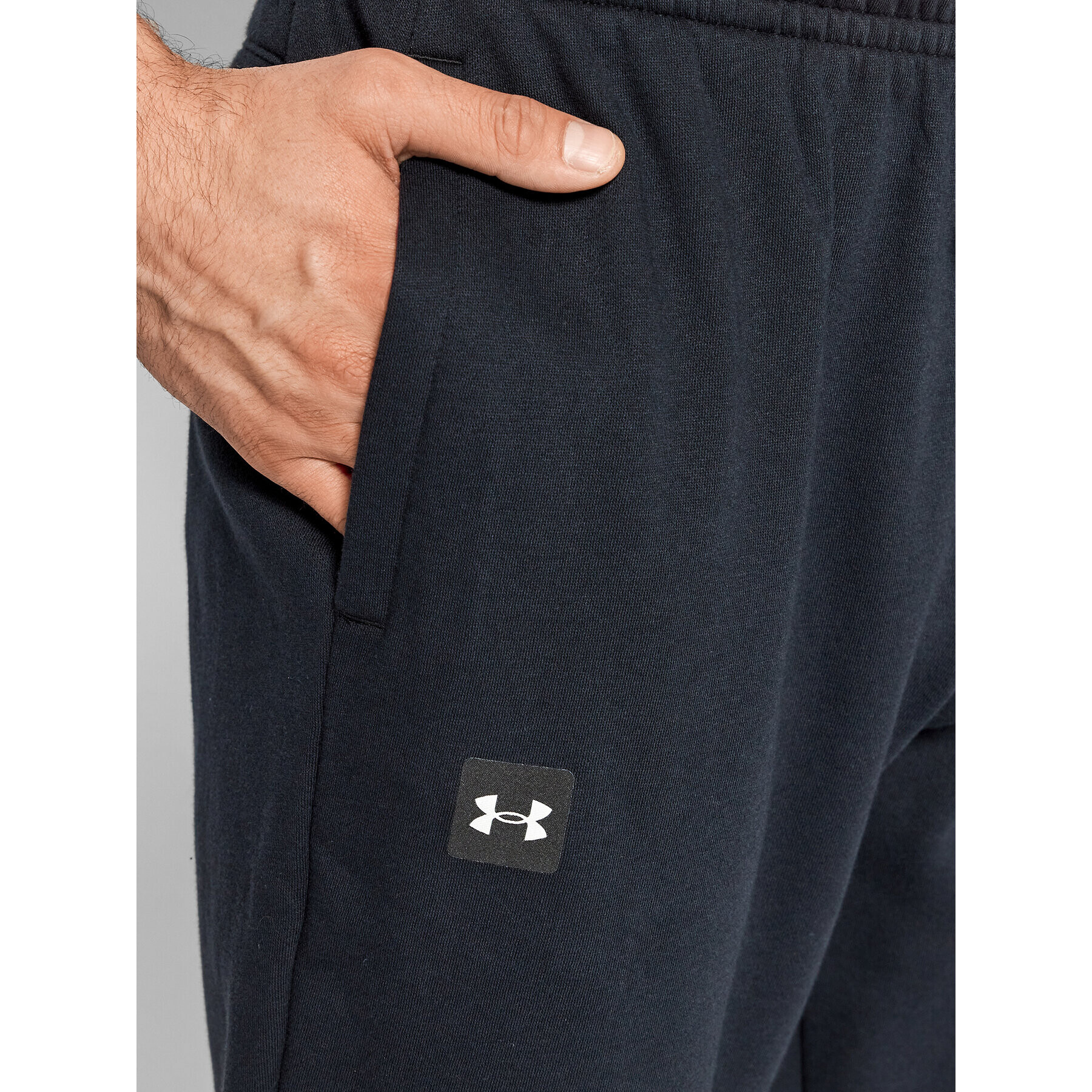 Under Armour Долнище анцуг Ua Rival Fleece 1357129 Черен Regular Fit - Pepit.bg