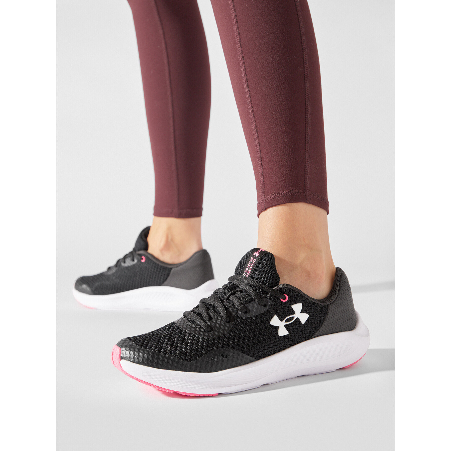 Under Armour Обувки Ua Charged Pursuit 3 3025011-001 Черен - Pepit.bg