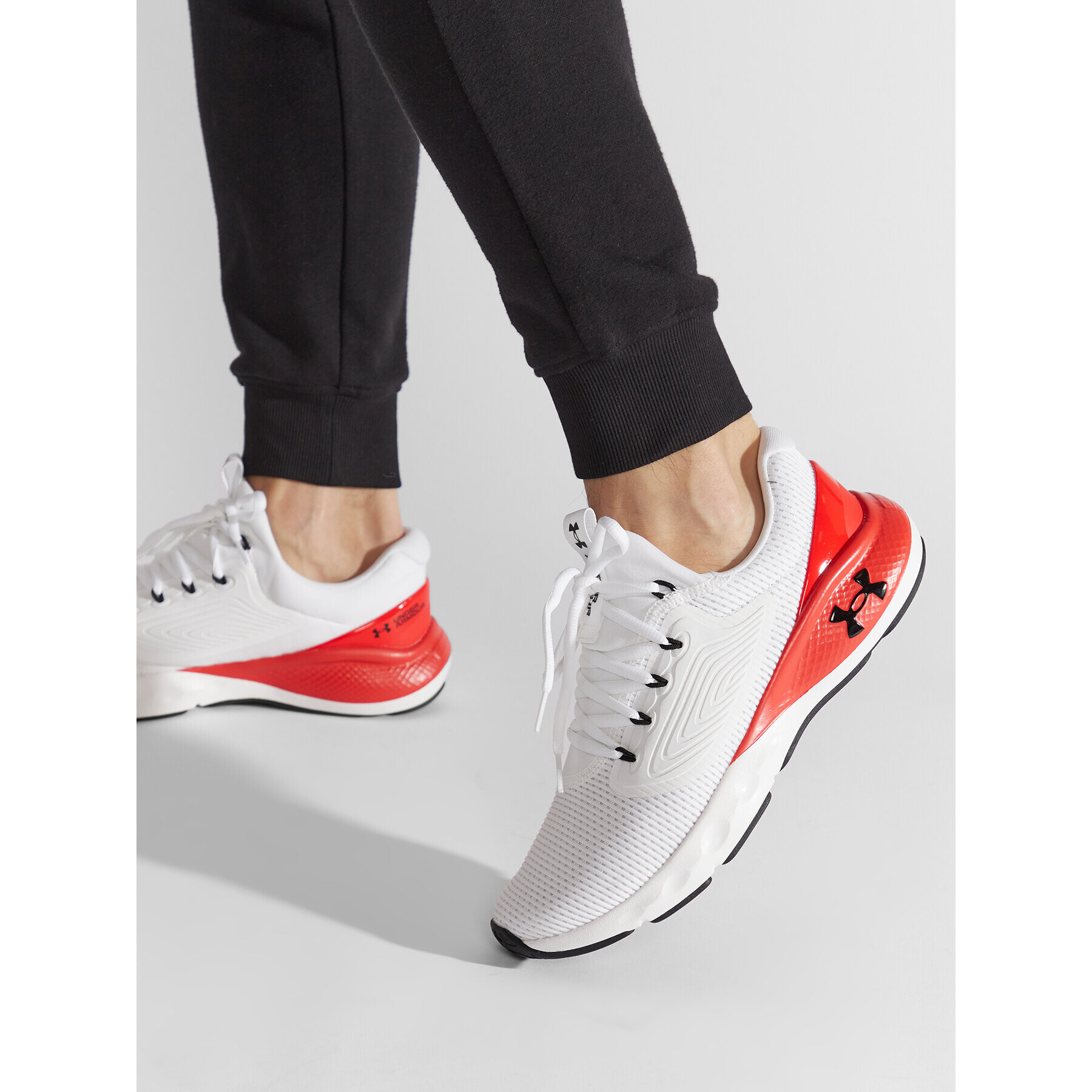 Under Armour Обувки Ua Charged Vantage 2 3024873-101 Бял - Pepit.bg