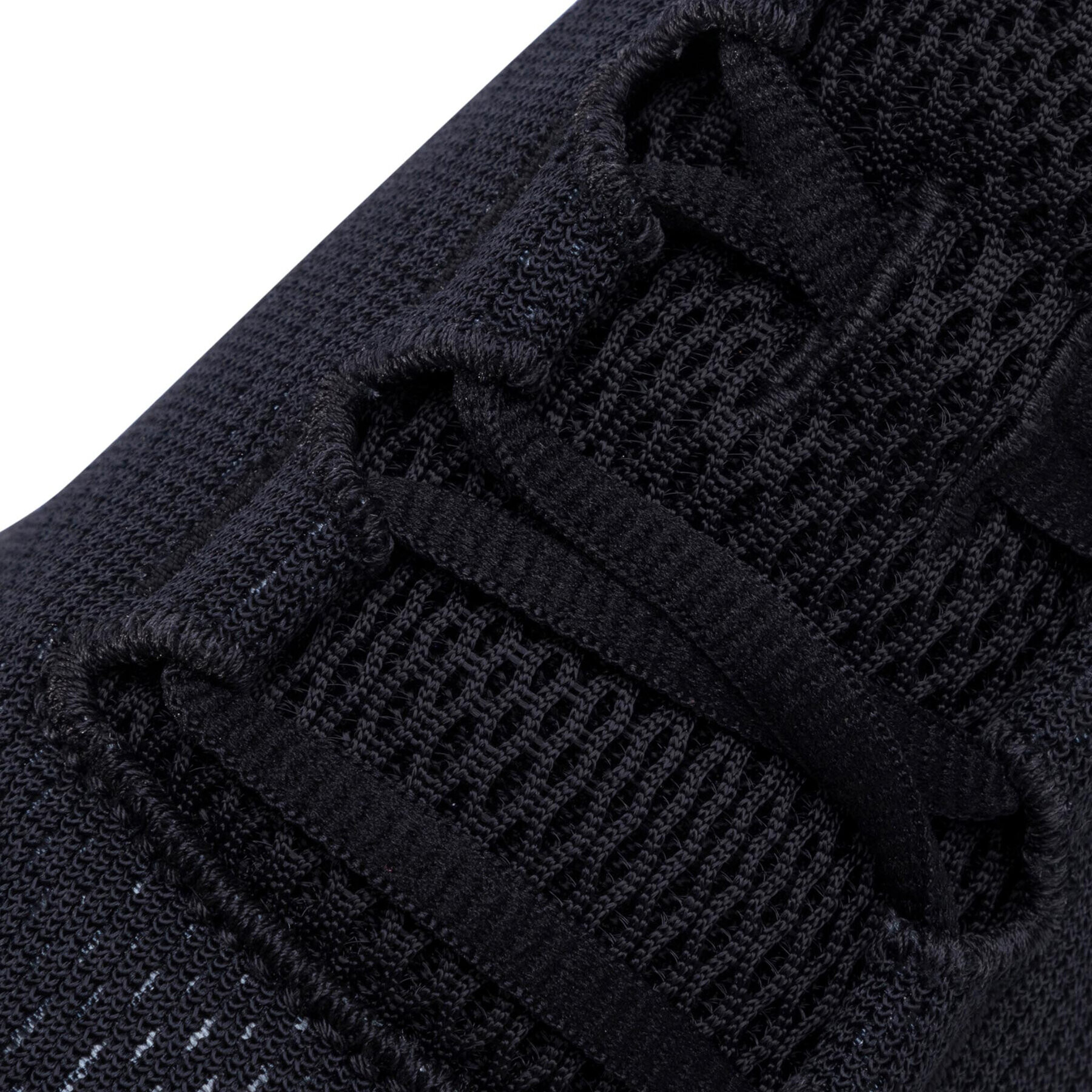 Under Armour Обувки UA Chargerd Persuit 2 3022594-003 Черен - Pepit.bg