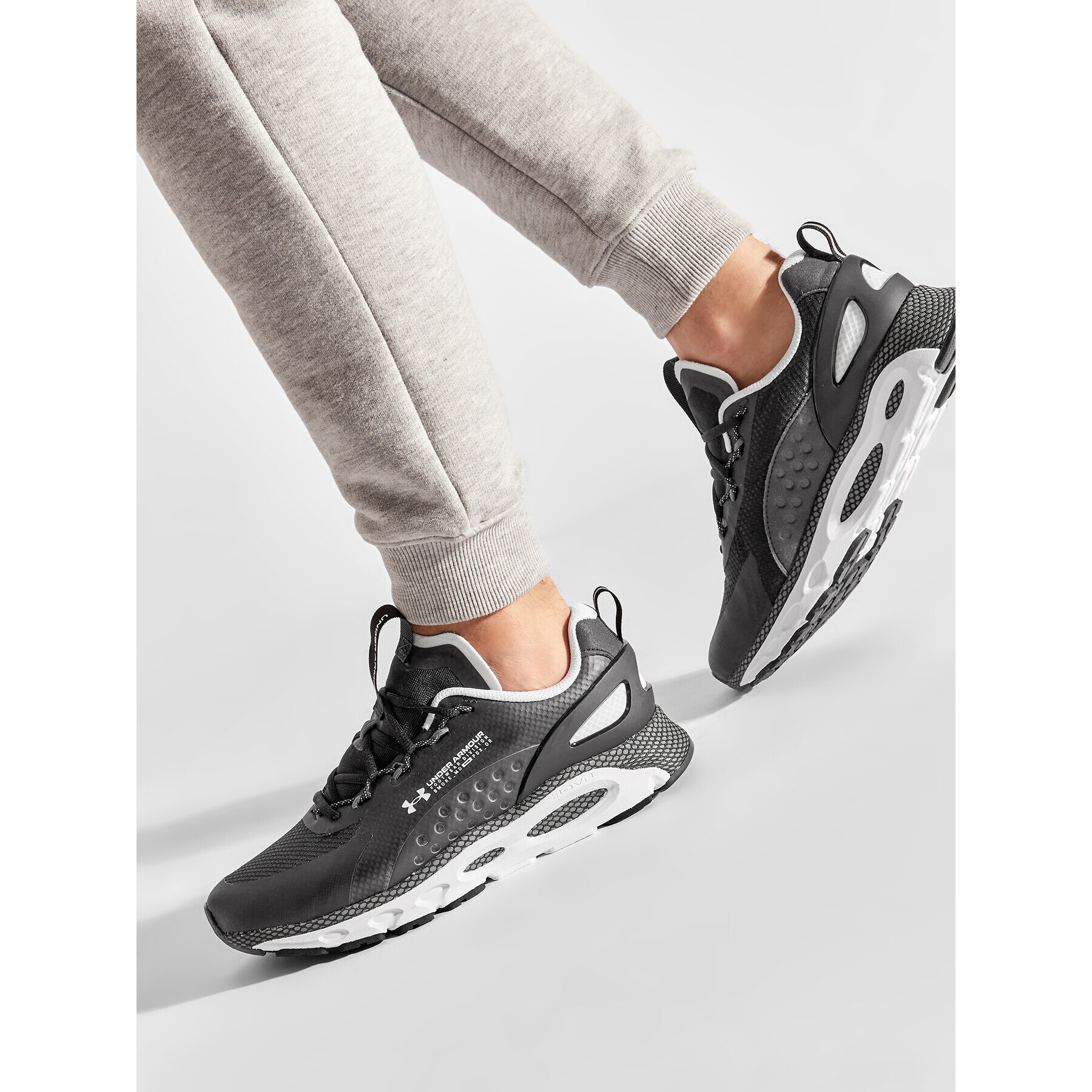 Under Armour Обувки Ua Hovr Infinite Summit 2 3023633-001 Черен - Pepit.bg