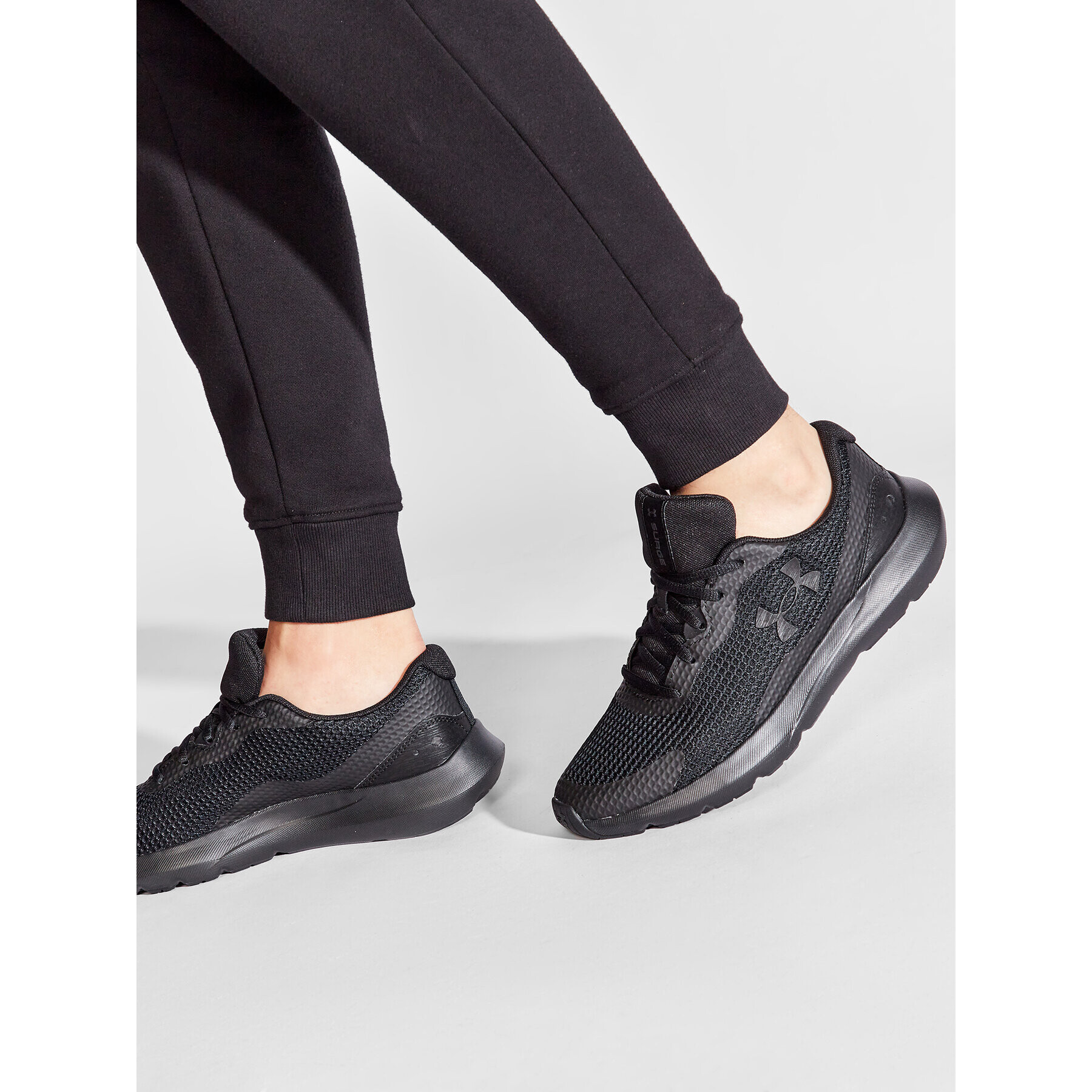 Under Armour Обувки Ua Surge 3 3024883-002 Черен - Pepit.bg