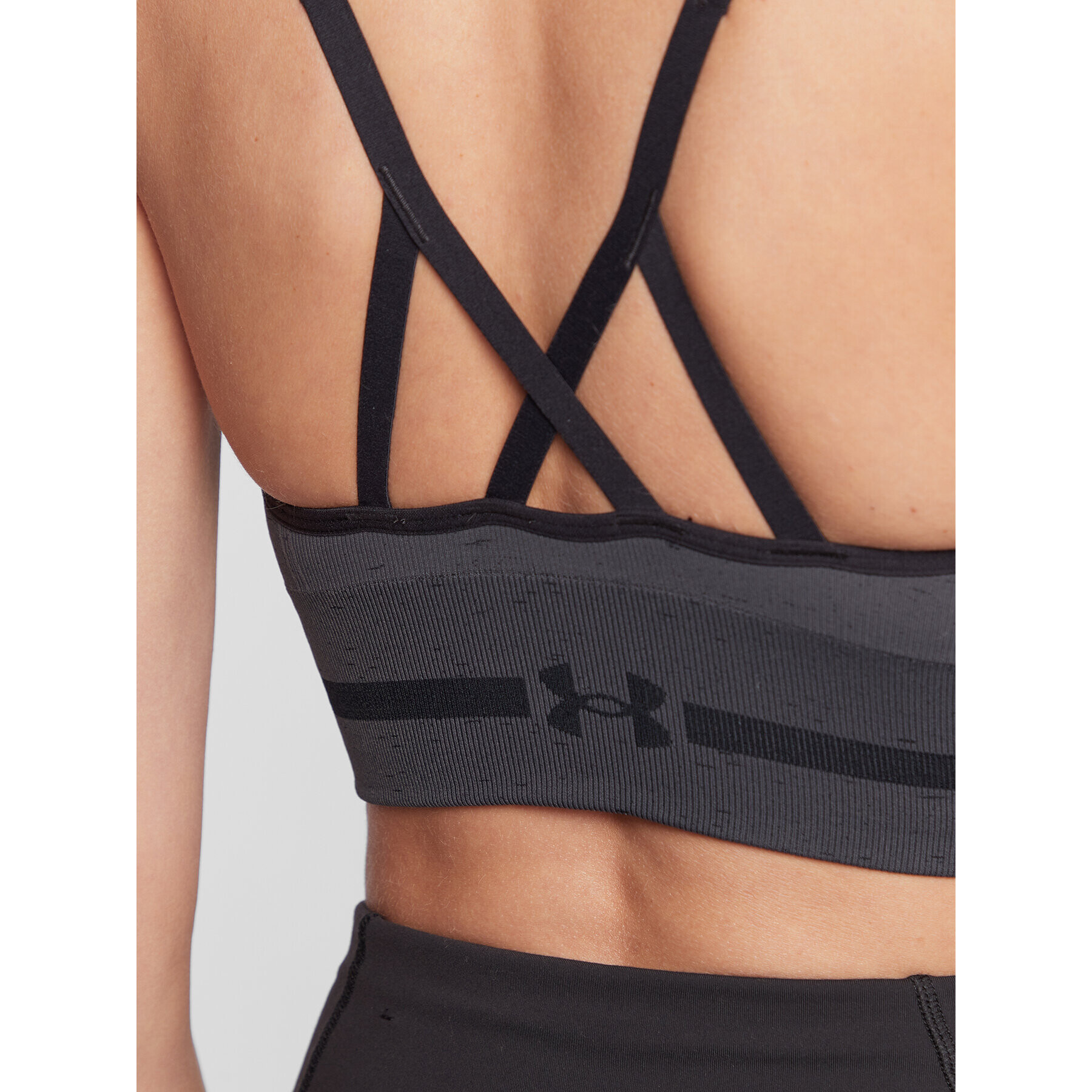 Under Armour Спортен сутиен 1357232 Сив - Pepit.bg