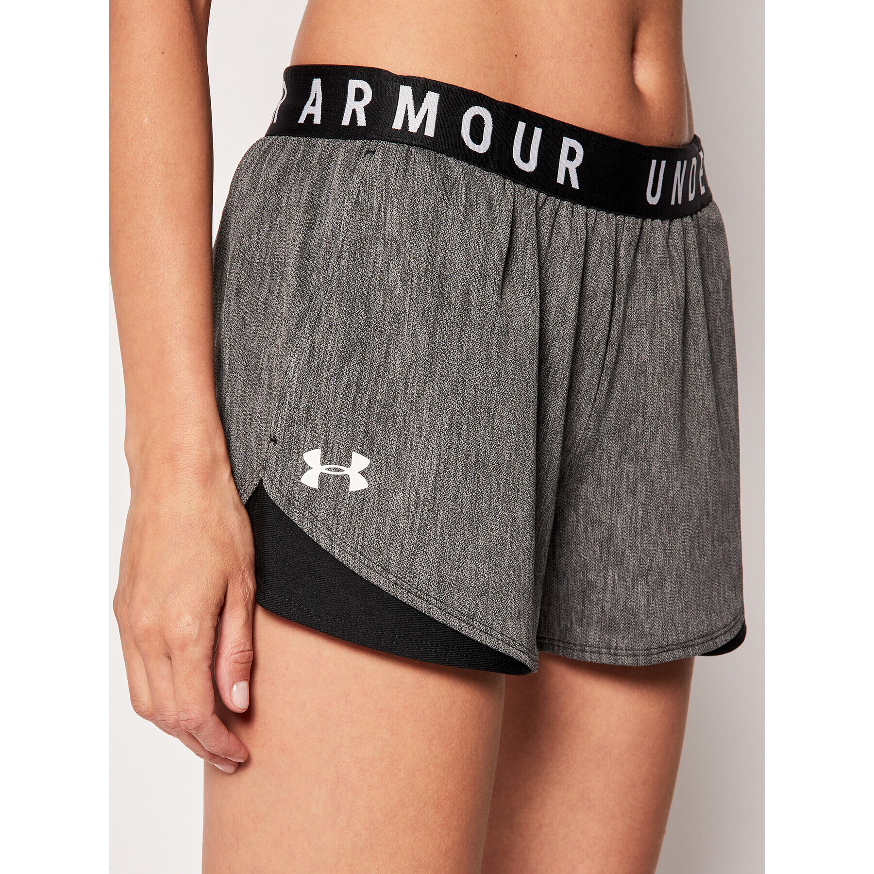 Under Armour Спортни шорти Play Up 1349125 Сив Oversize - Pepit.bg