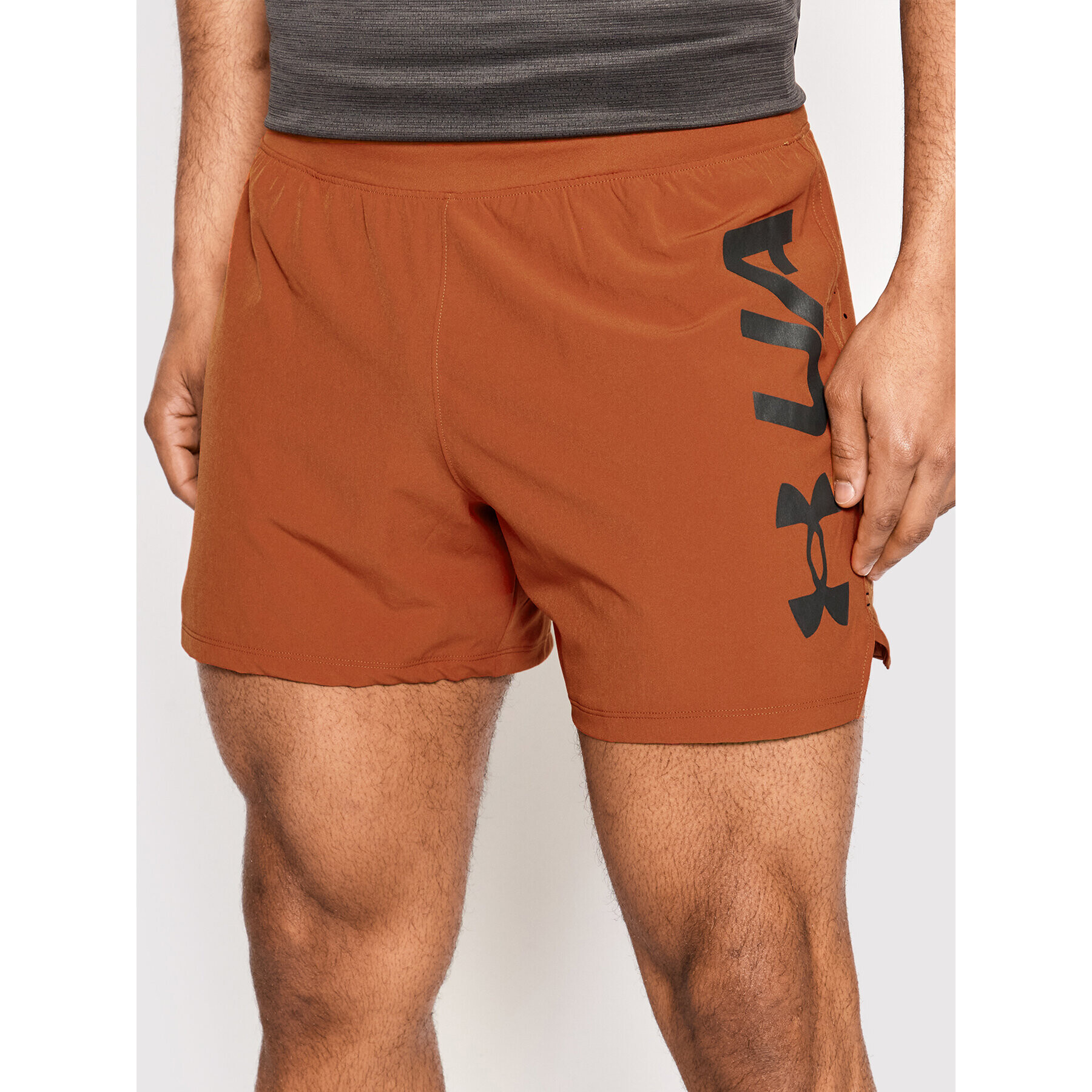 Under Armour Спортни шорти Speedpocket 5 1361486 Оранжев Loose Fit - Pepit.bg